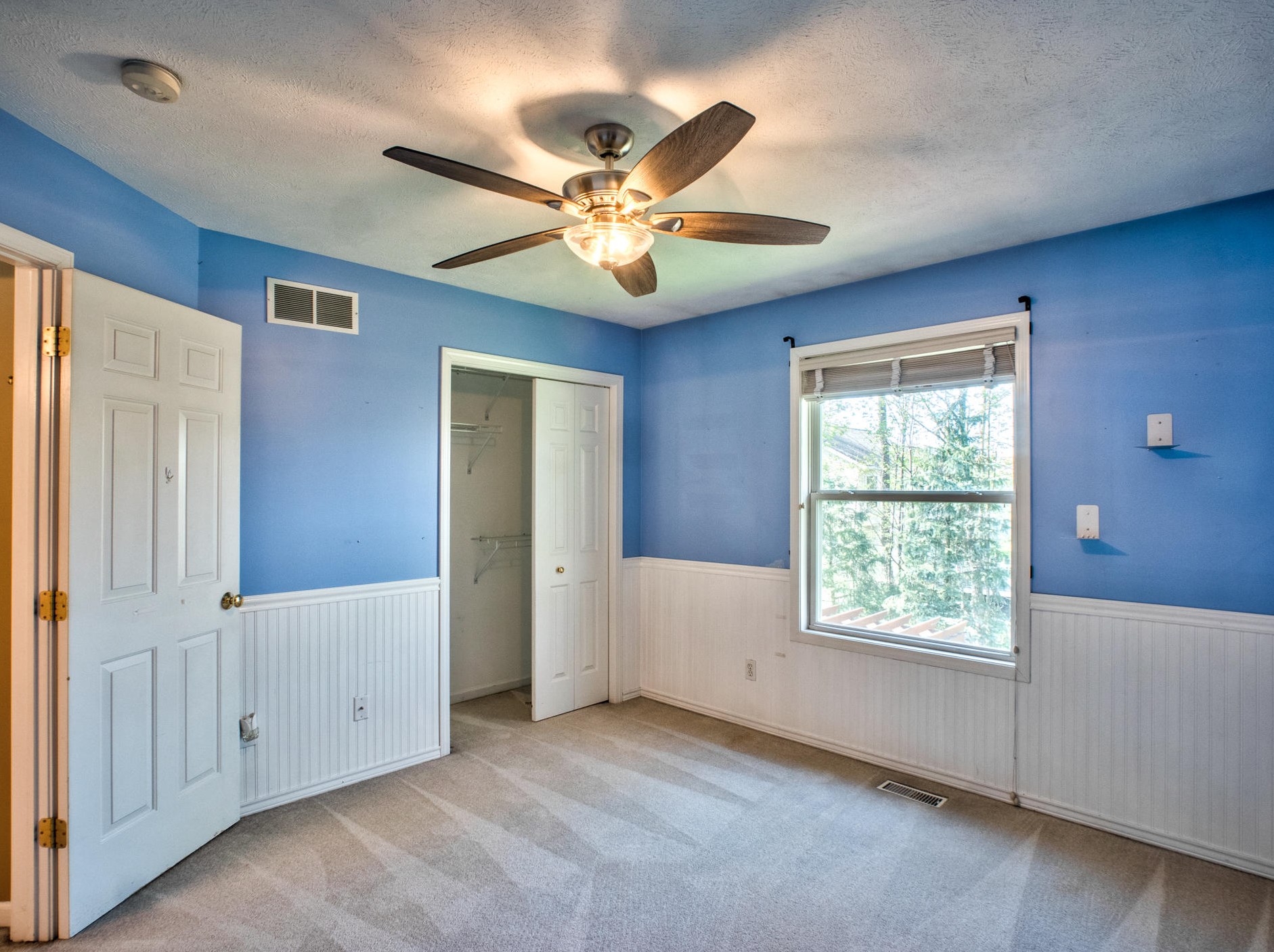 3443 Meadow Grove Dr, Grand Rapids MI  49512-9431 exterior