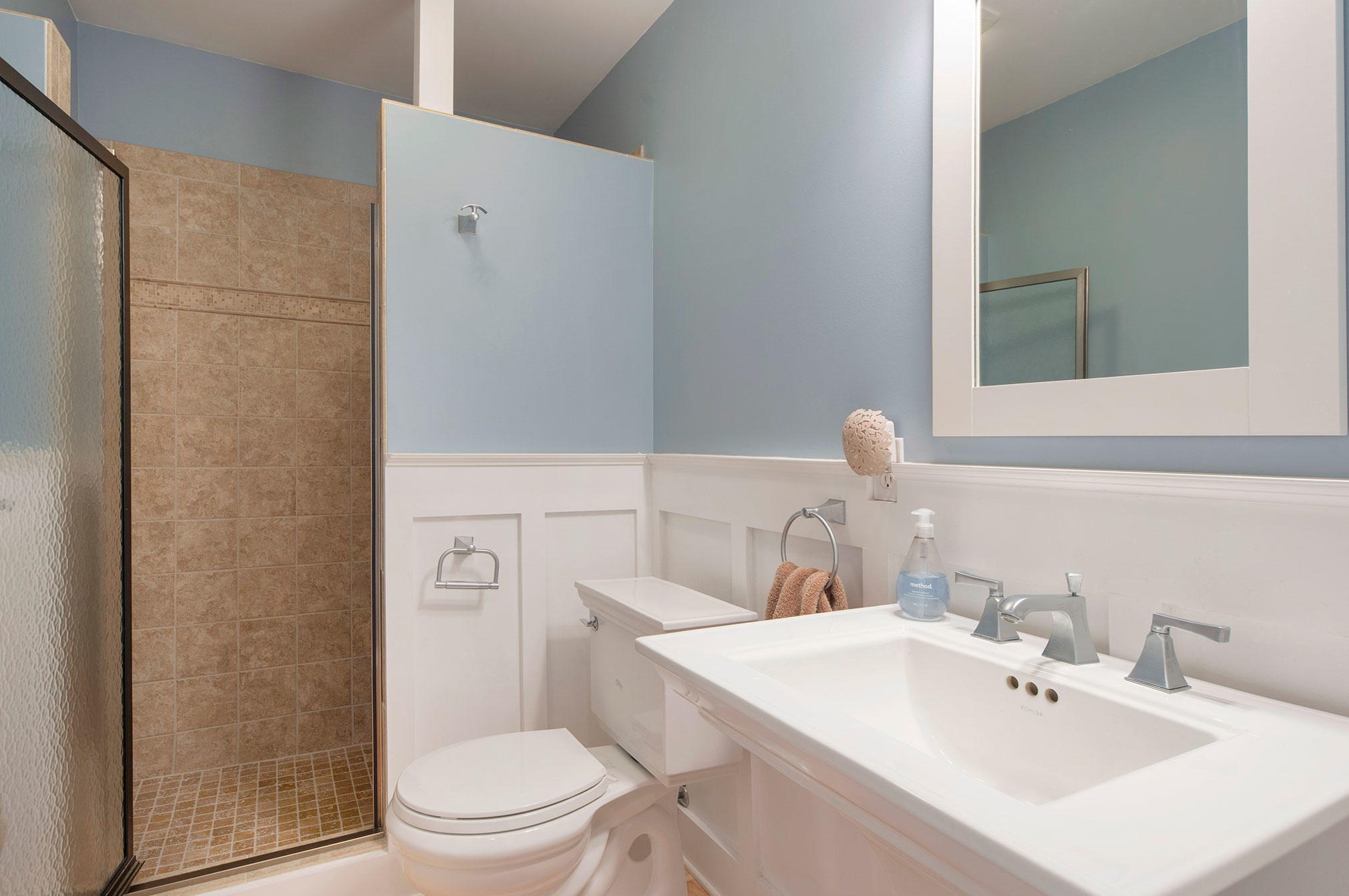 9326 Clear Meadow Dr, Ada MI 49301-8119 exterior