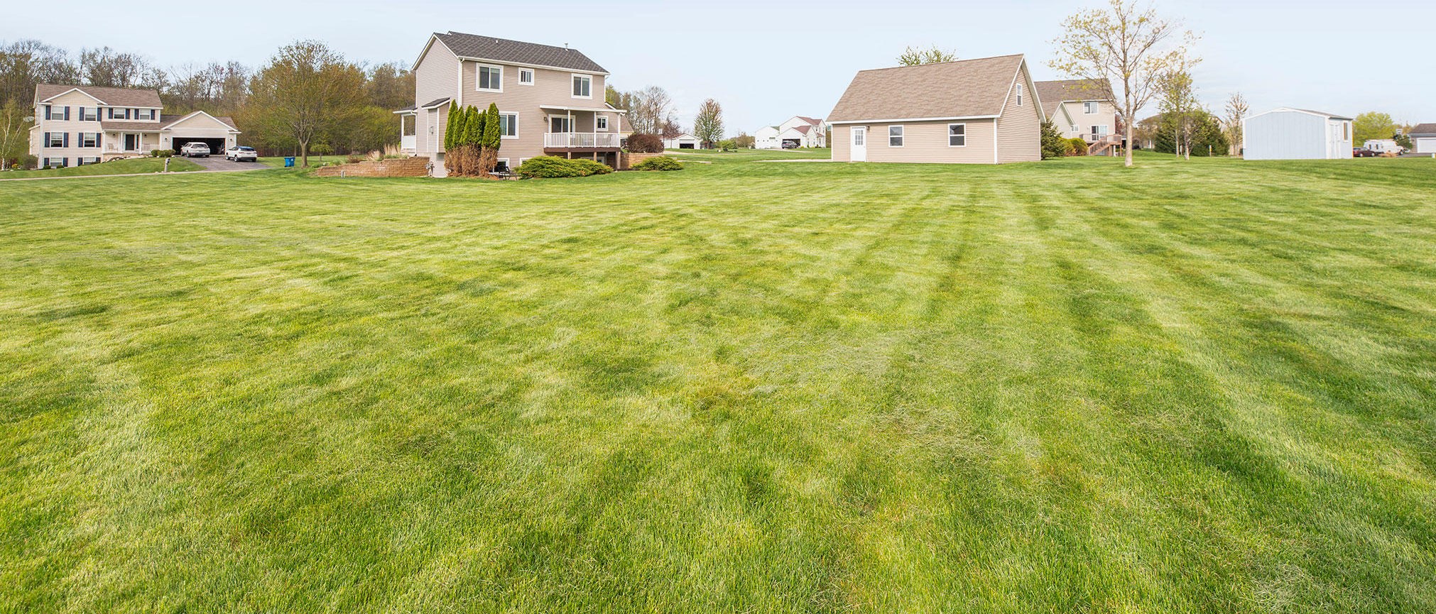 9326 Clear Meadow Dr, Ada MI 49301-8119 exterior