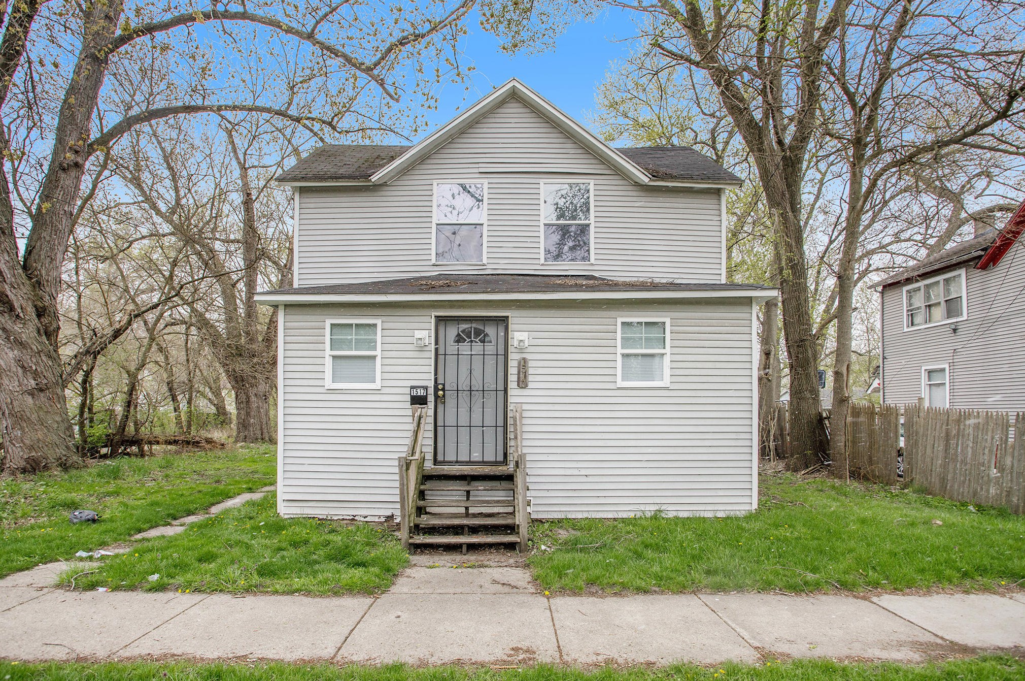 1517 Westnedge Ave, Kalamazoo, MI 49007-2468