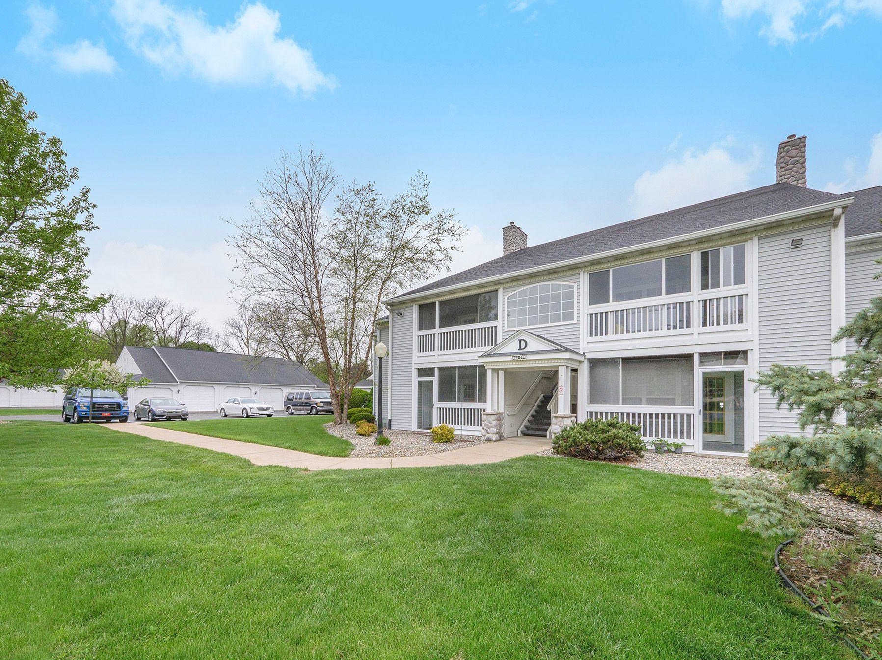 364 Butler Ct, Marshall, MI 49068-1192