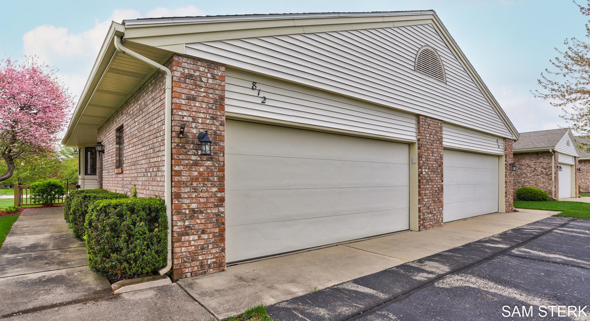 812 Bayou Dr, Byron Township, MI 49315-8383