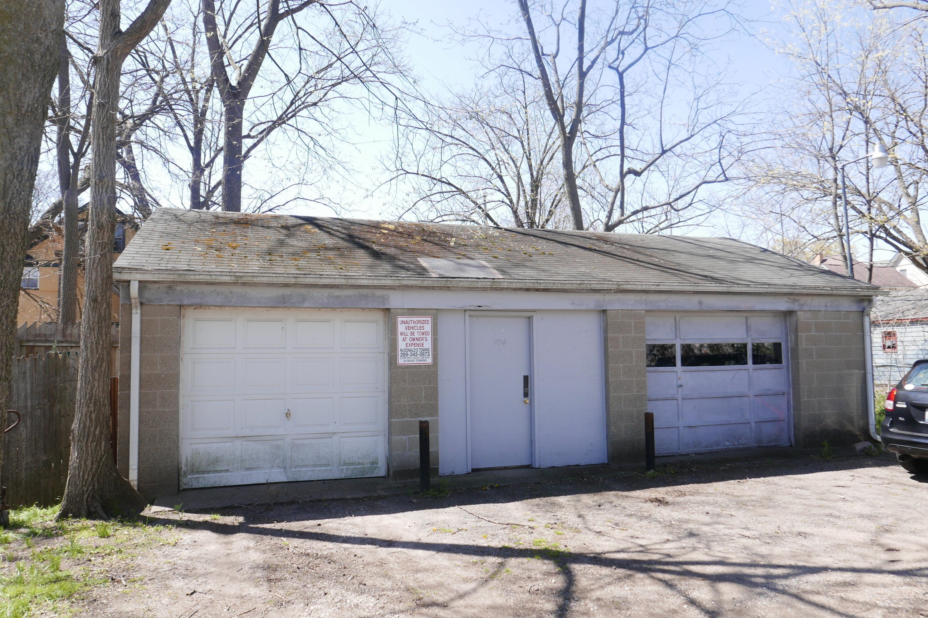 632 Oak St, Kalamazoo MI  49007-6031 exterior