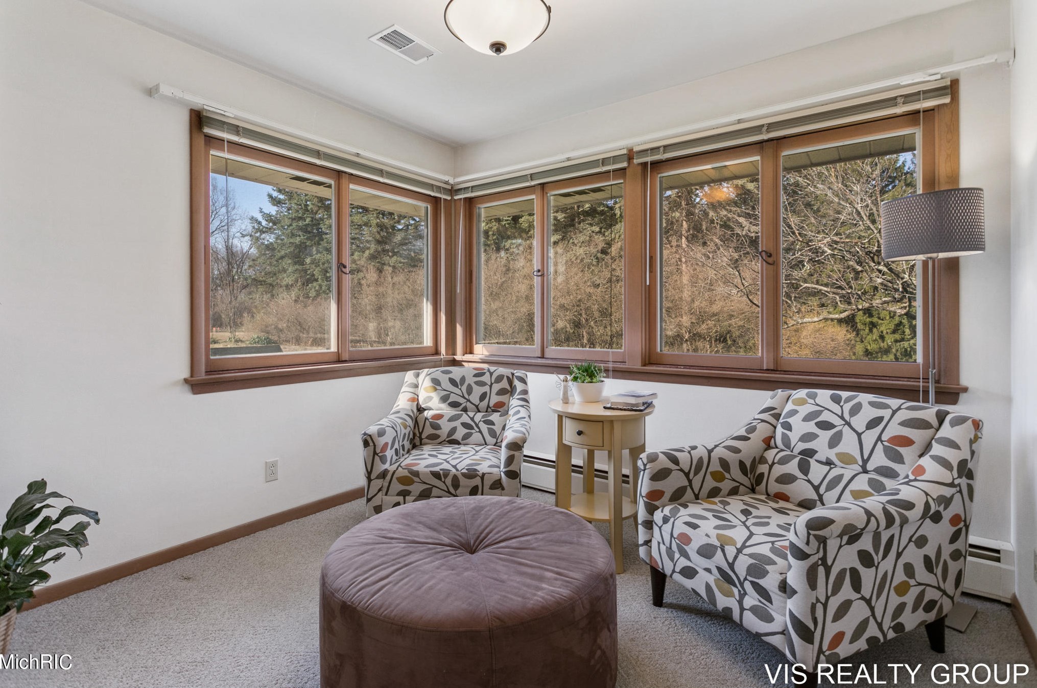 15746 Pruin St, Spring Lake MI  49456-2233 exterior