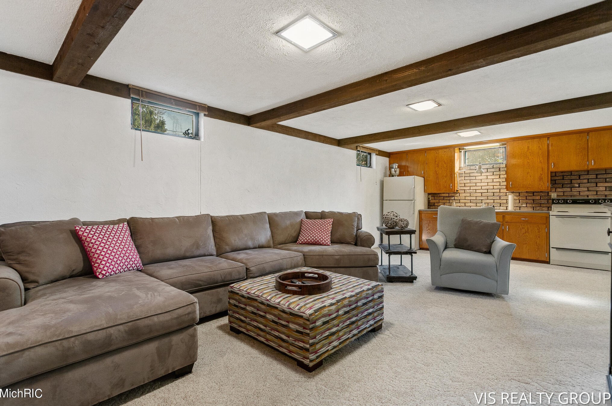 15746 Pruin St, Spring Lake MI  49456-2233 exterior