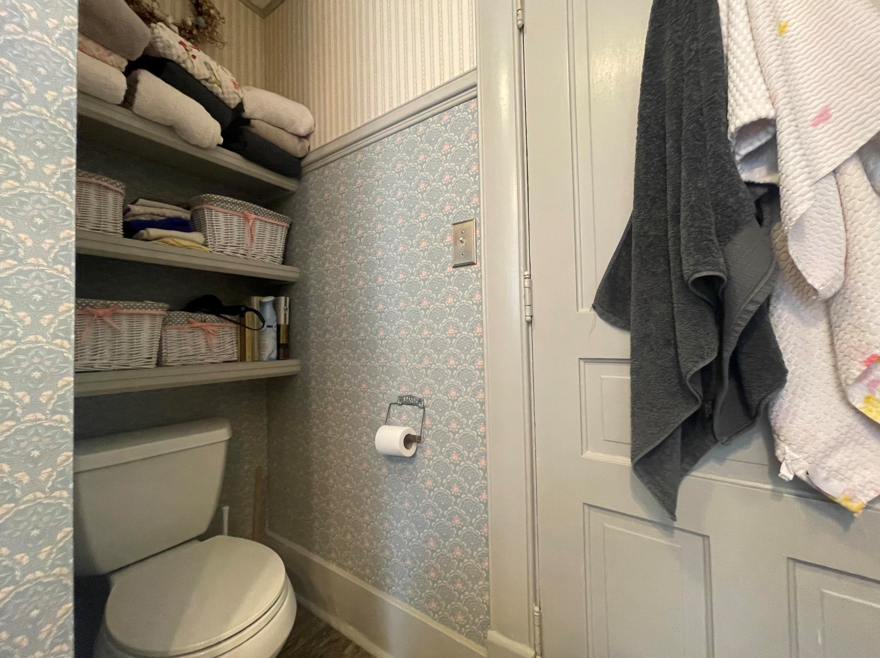 506 Prospect St, Marshall MI  49068-1248 exterior