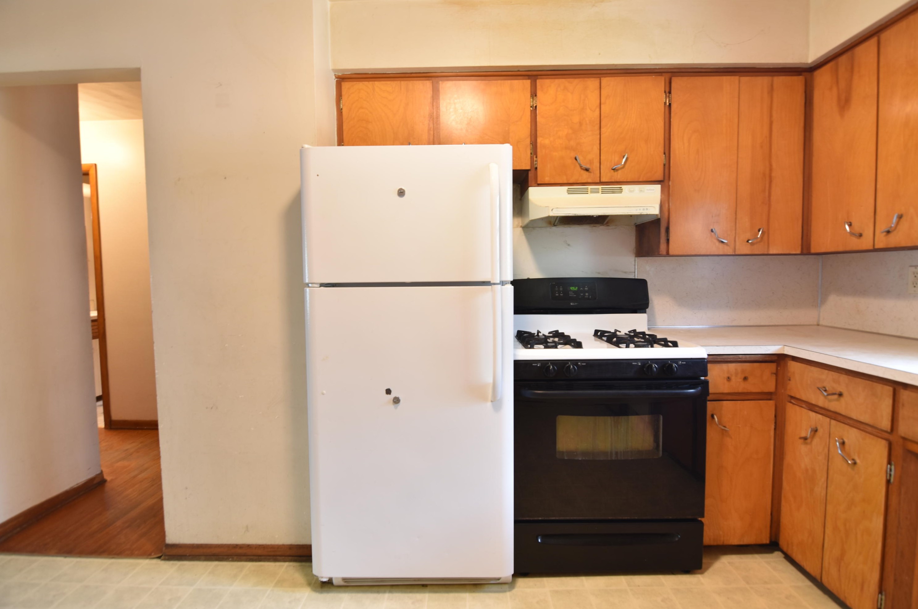 2325 Mckee Ave, Grand Rapids MI  49503-8084 exterior