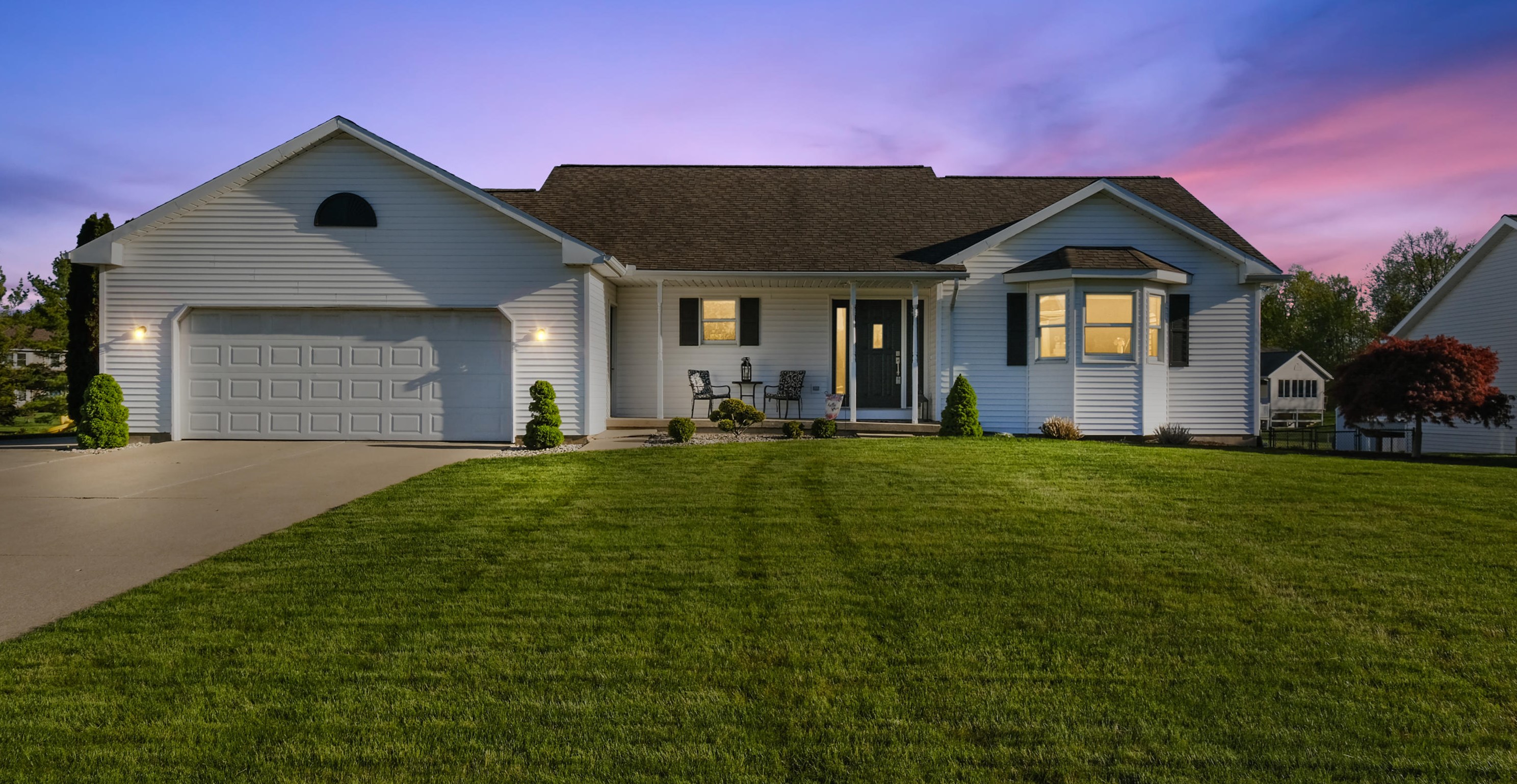 3164 View Point St, Jenison, MI 49428-9157