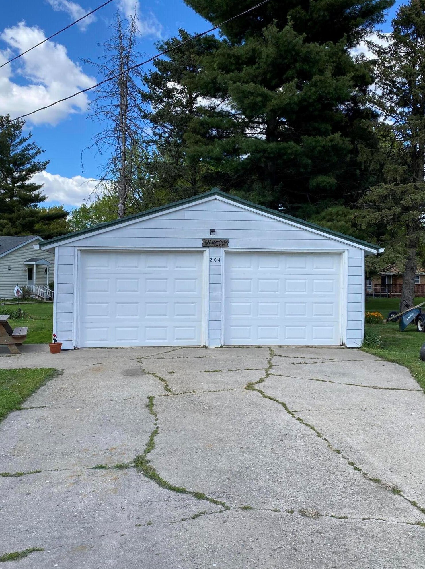 204 Kent St, Sunfield, MI 48890-8006
