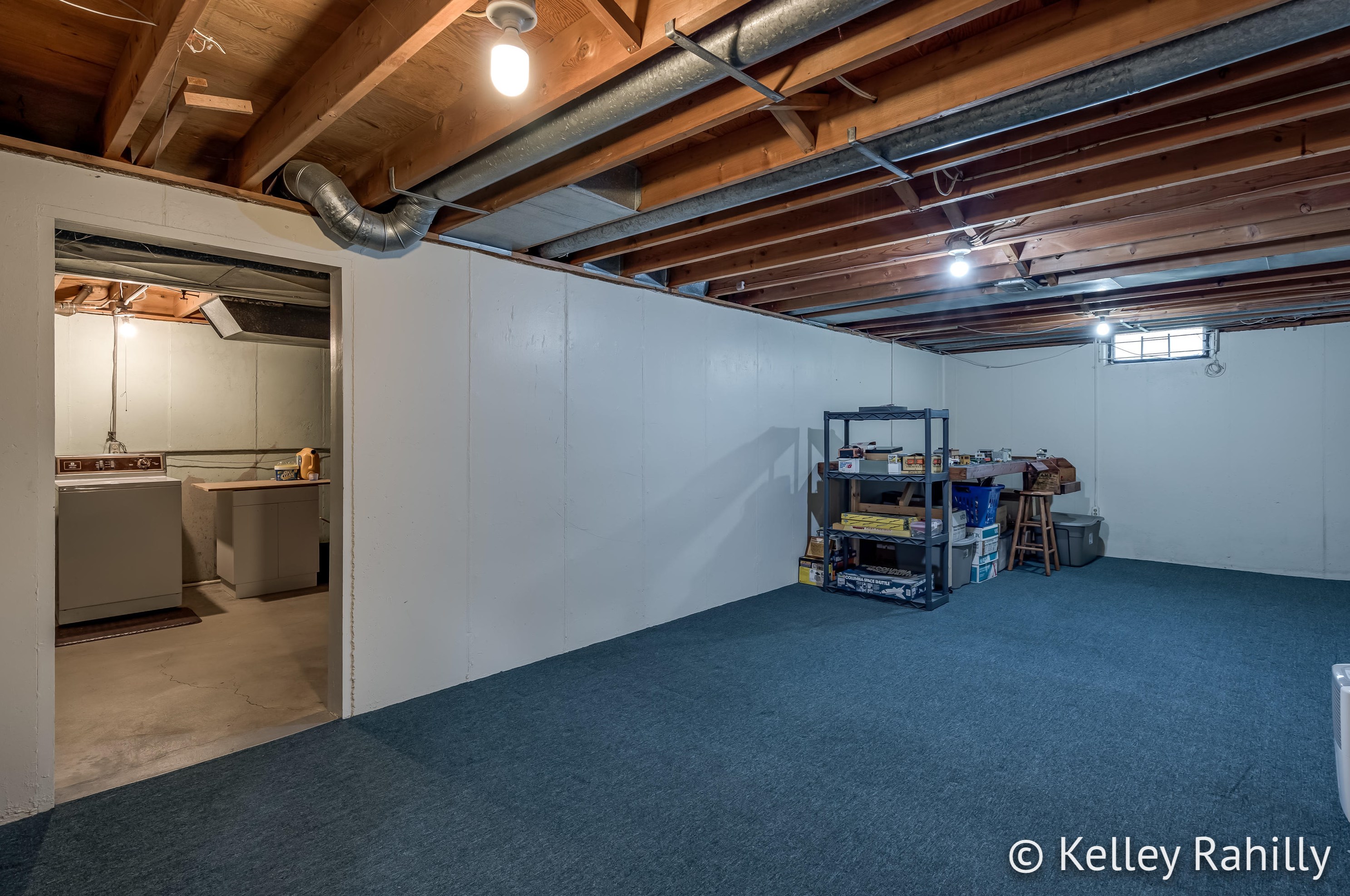 2149 Shiawassee Dr, Grand Rapids MI  49506-5338 exterior