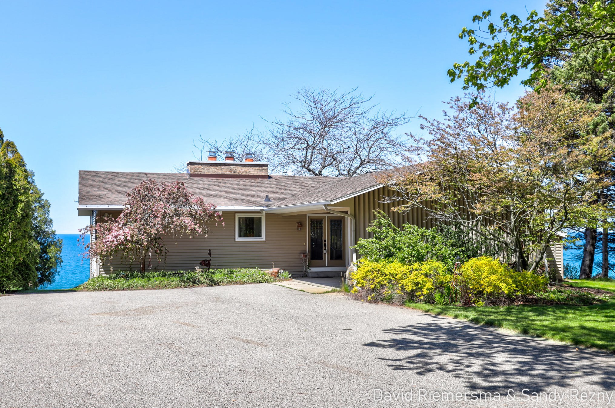 17358 Wood Drift Dr, Port Sheldon, MI 49460