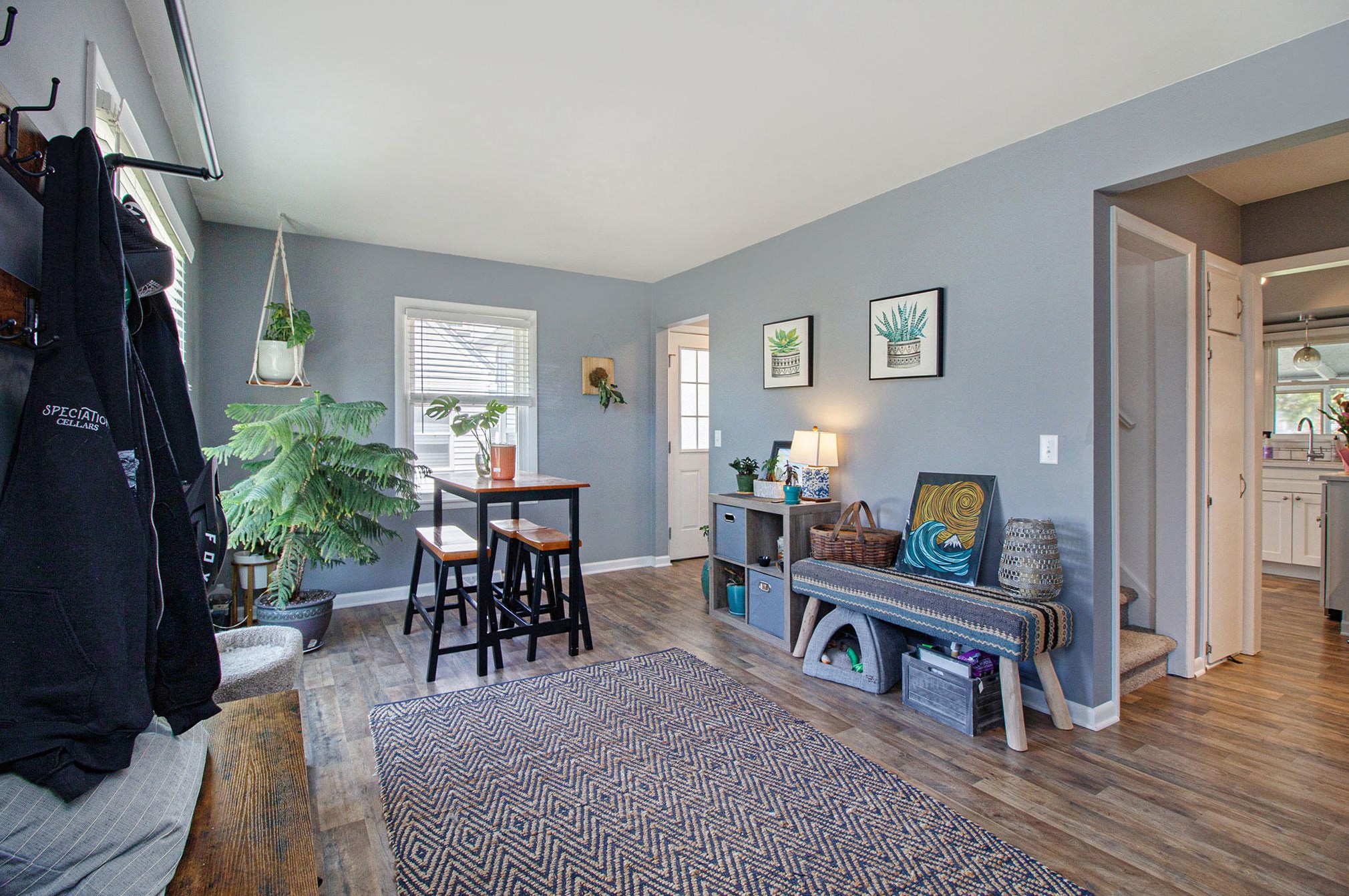 1230 Sunnyside Dr, Kalamazoo, MI 49048-1256