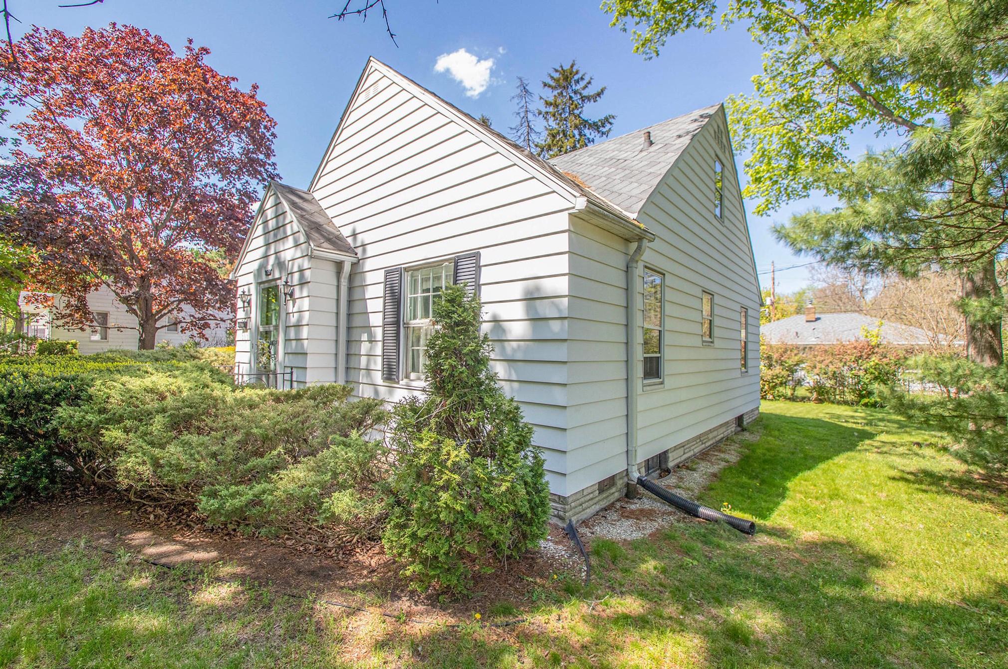 110 Stowe Ct, Niles, MI 49120-2151