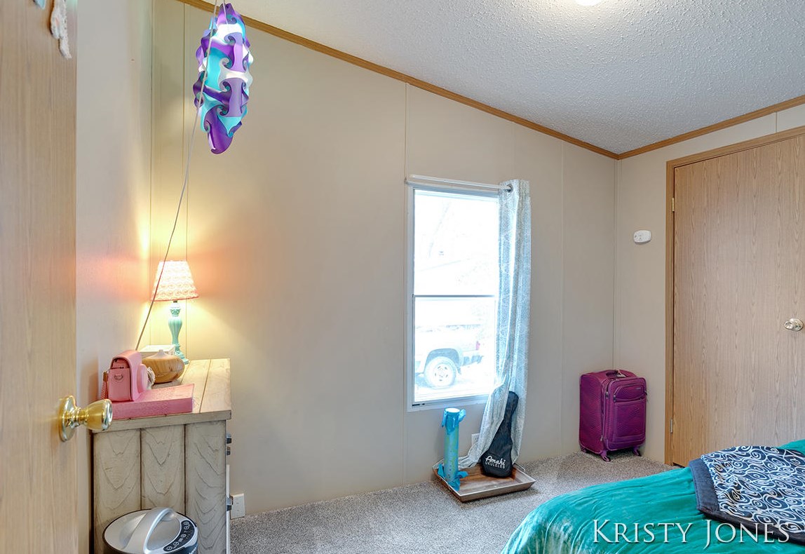 1705 Archwood Dr, Wayland MI  49348-9047 exterior