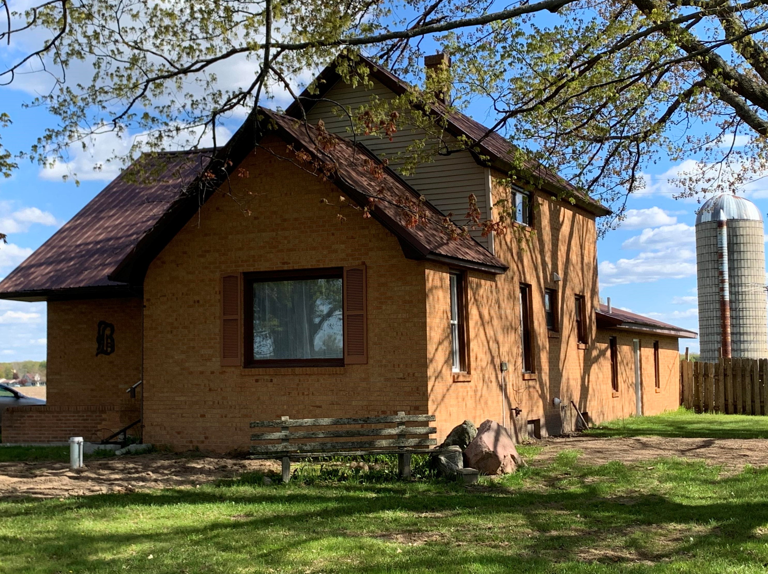 11265 14 Mile Rd, Rodney, MI 49342