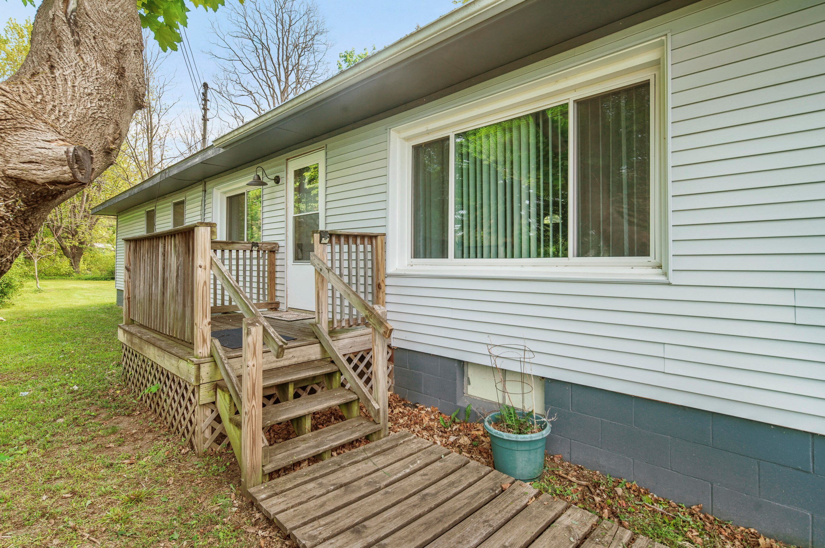 317 Mill St, Mendon, MI 49072