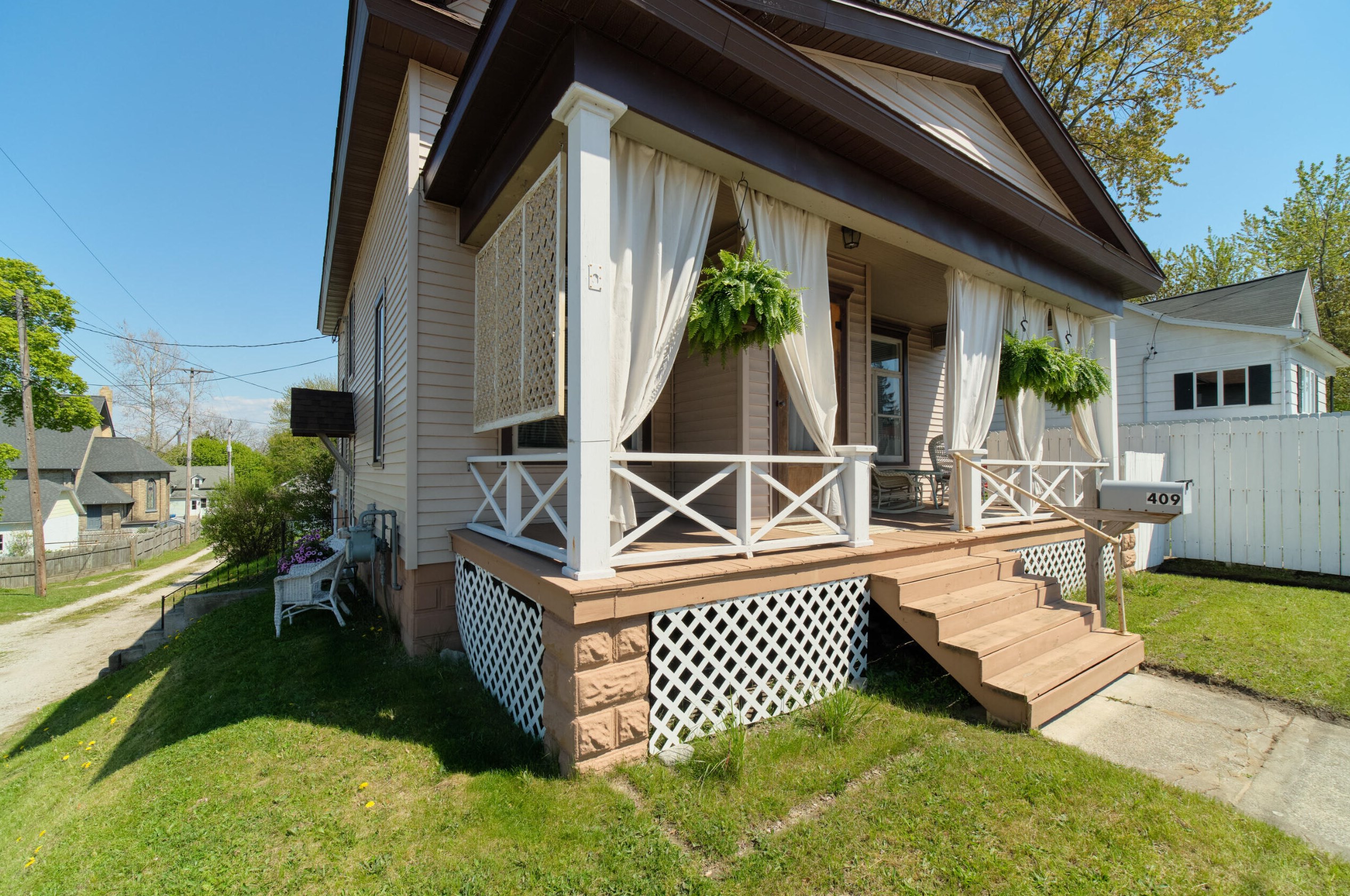 409 Cypress St, Stronach, MI 49660-2903