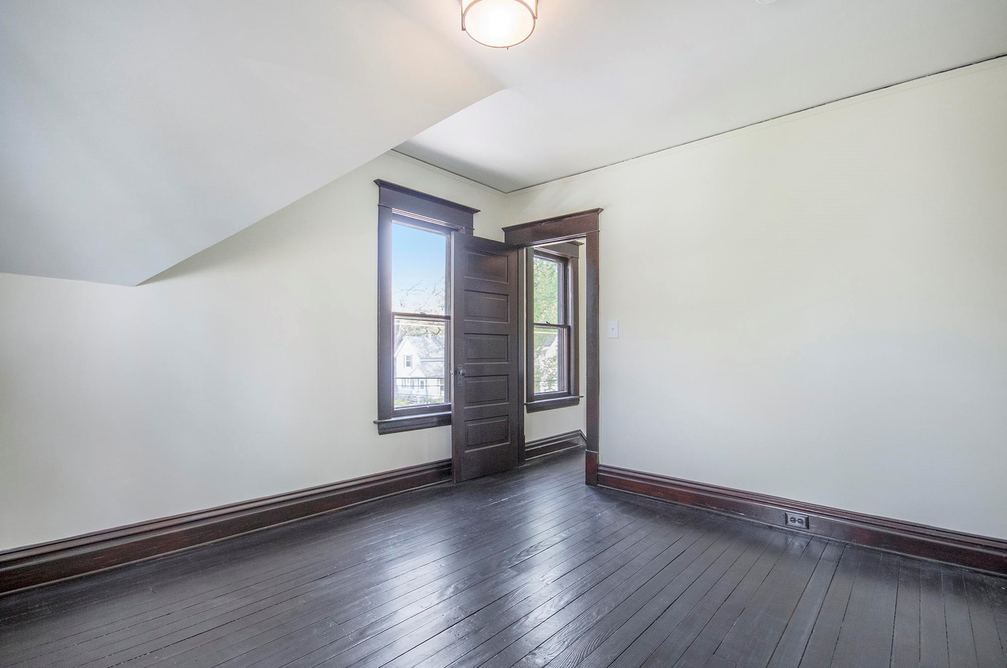 1511 Forrest Ave, Grand Rapids MI  49505-5083 exterior