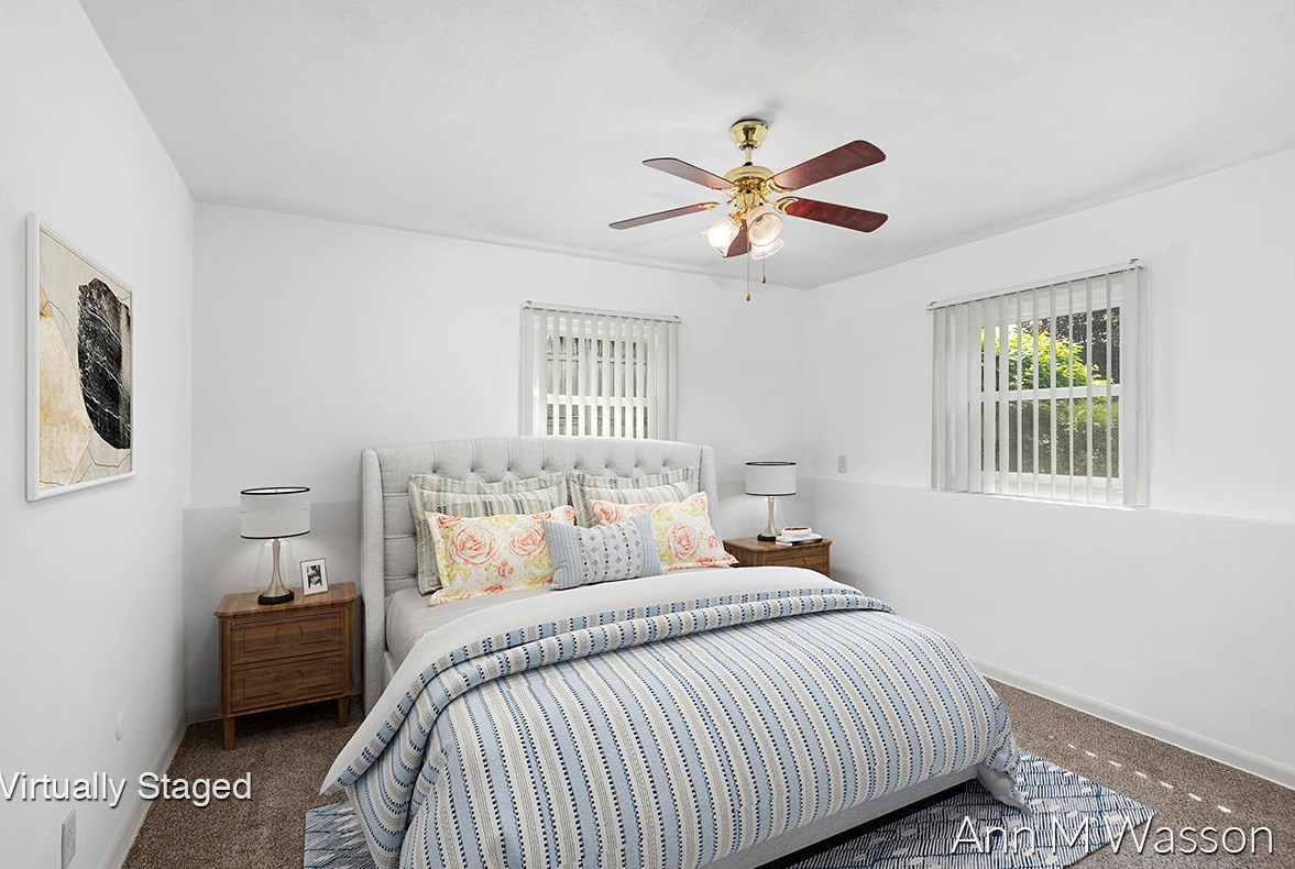 923 Kelsey St, Grand Rapids MI  49505-3711 exterior