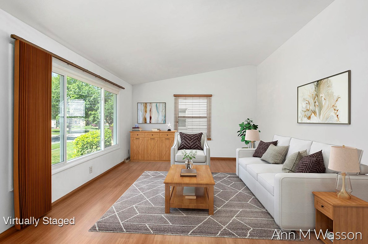 923 Kelsey St, Grand Rapids MI  49505-3711 exterior