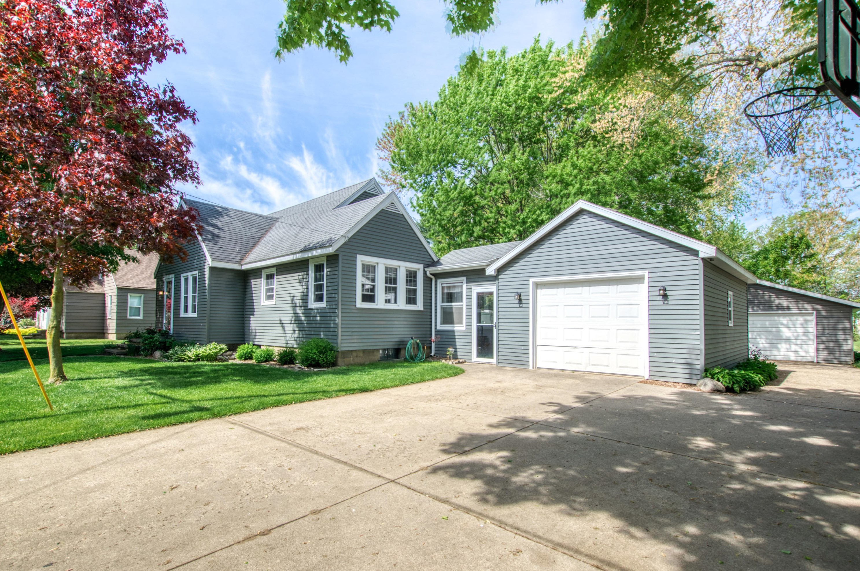 317 Selby St, Hopkins, MI 49328