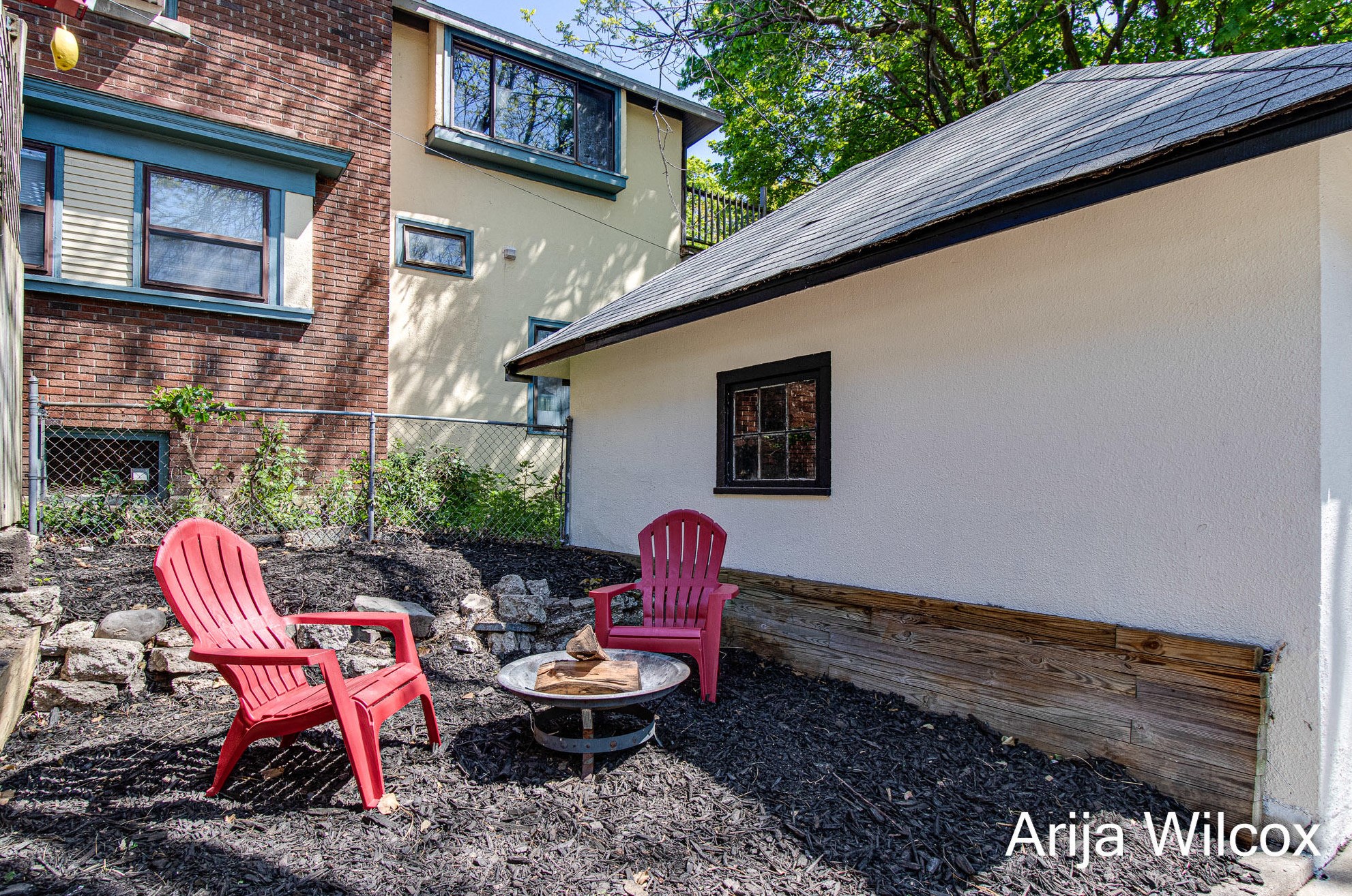 1307 Hope St, Grand Rapids MI 49506-1612 exterior