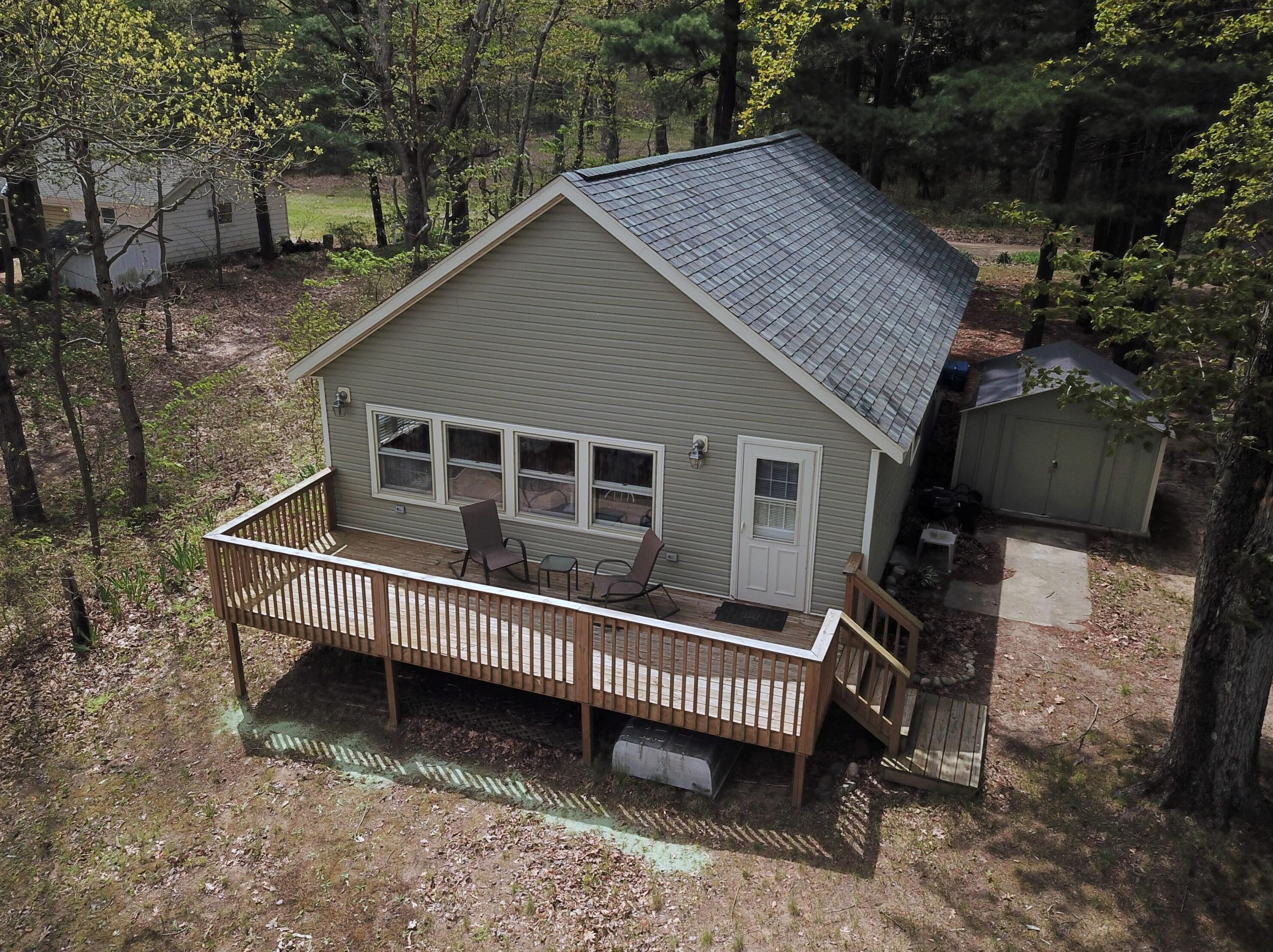 1017 Lake St, Pullman, MI 49450