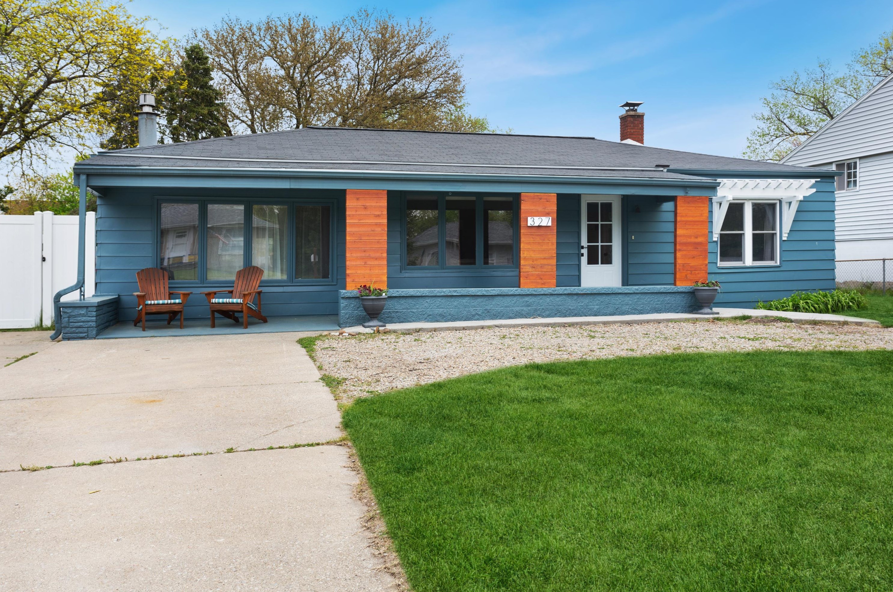 327 Chicago St, Michiana, MI 49117-1023
