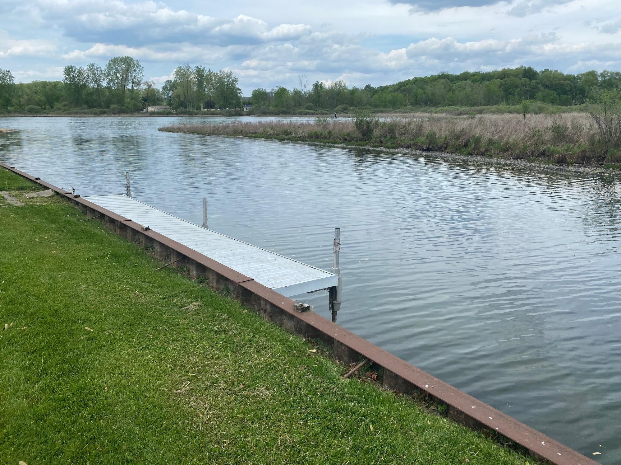 283 Sunset Dr, Dowling, MI 49050