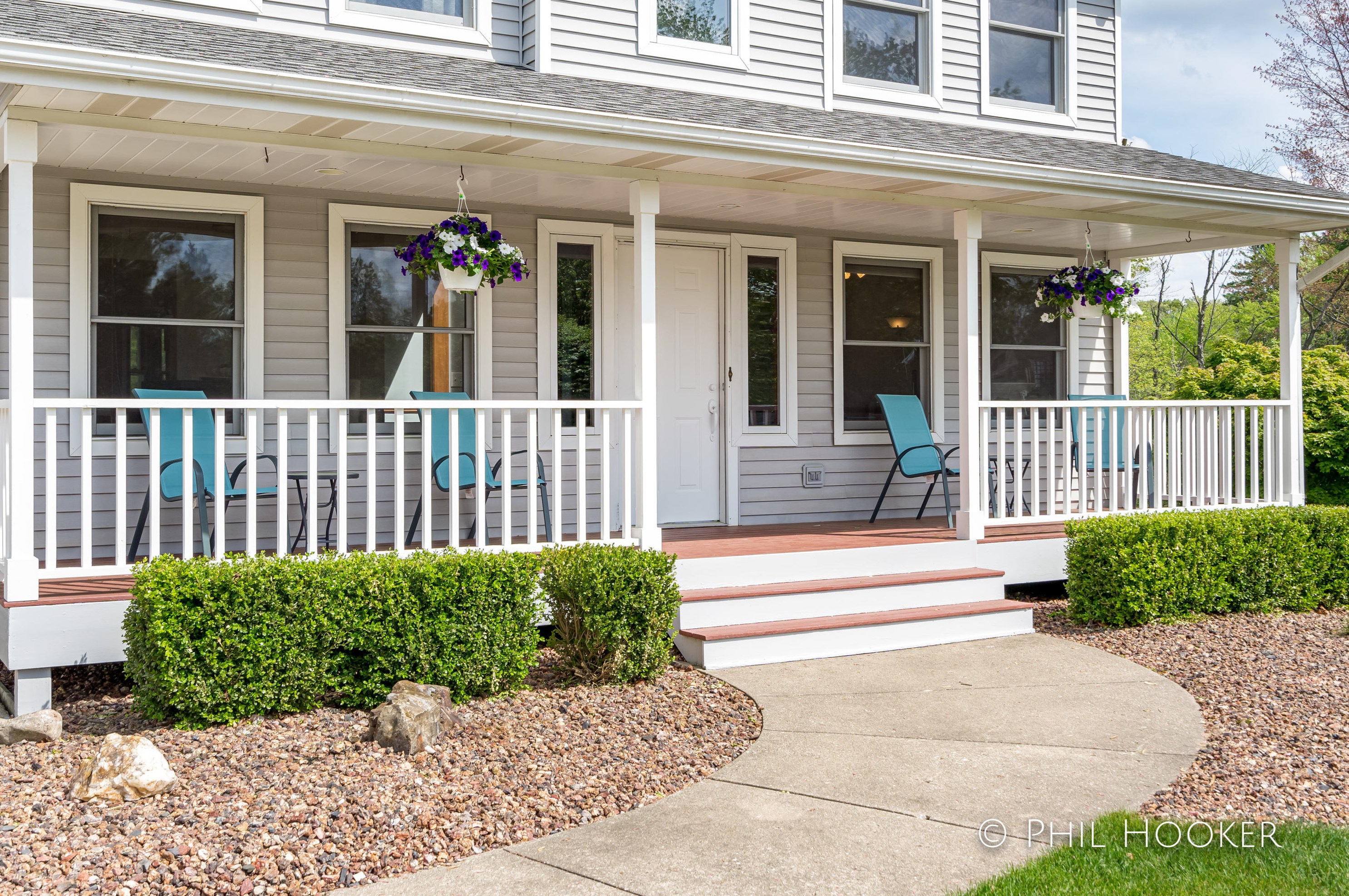 232 Apollo Pl, Wayland, MI 49348-9596