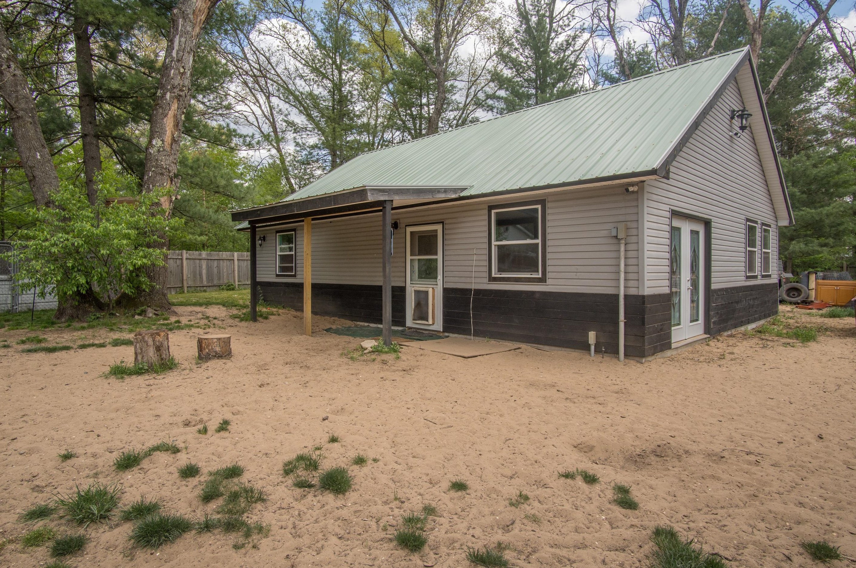 8360 Sheridan Ave, Baldwin, MI 49304-9470