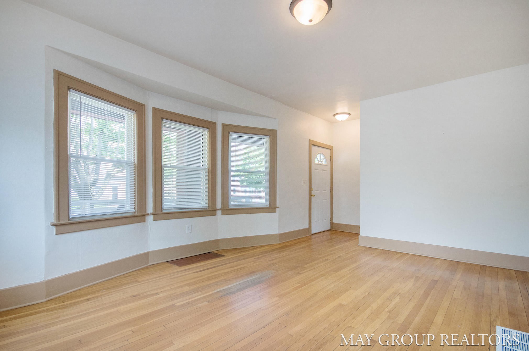 1634 Jefferson Ave, Grand Rapids MI  49507-2505 exterior