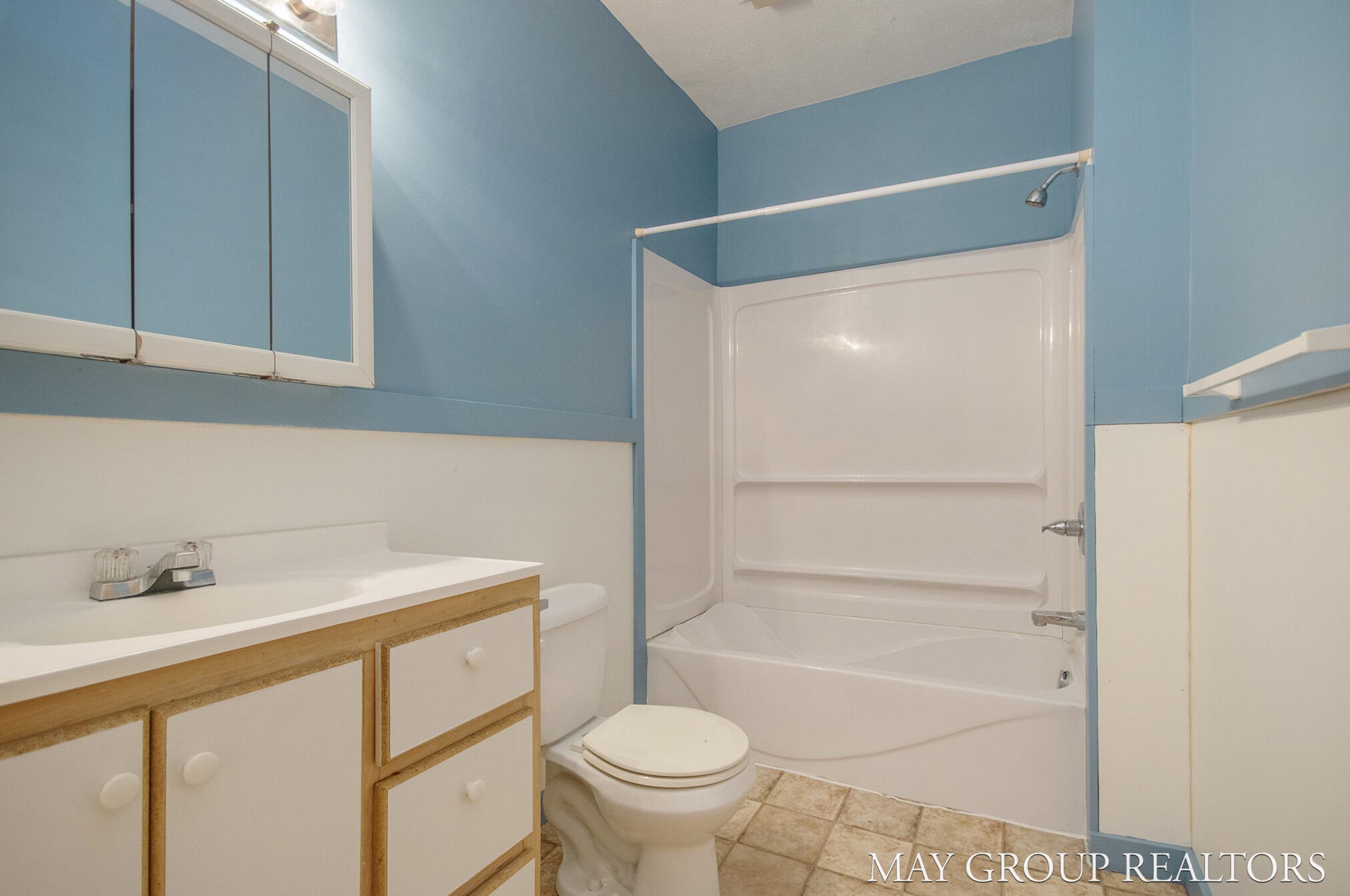 1632 Jefferson Ave, Grand Rapids MI 49507-2546 exterior