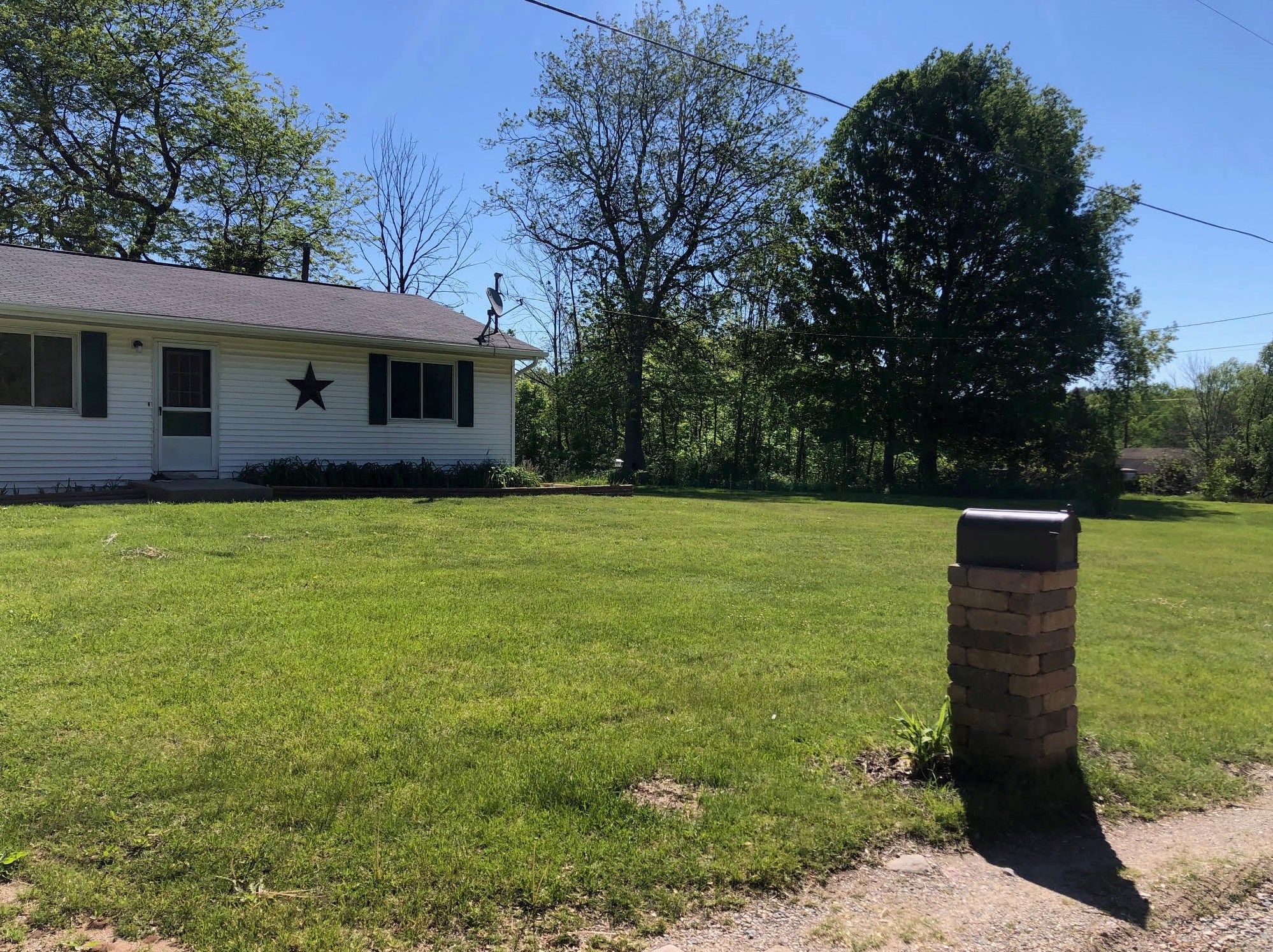 19998 Lincoln Rd, Stanwood, MI 49346
