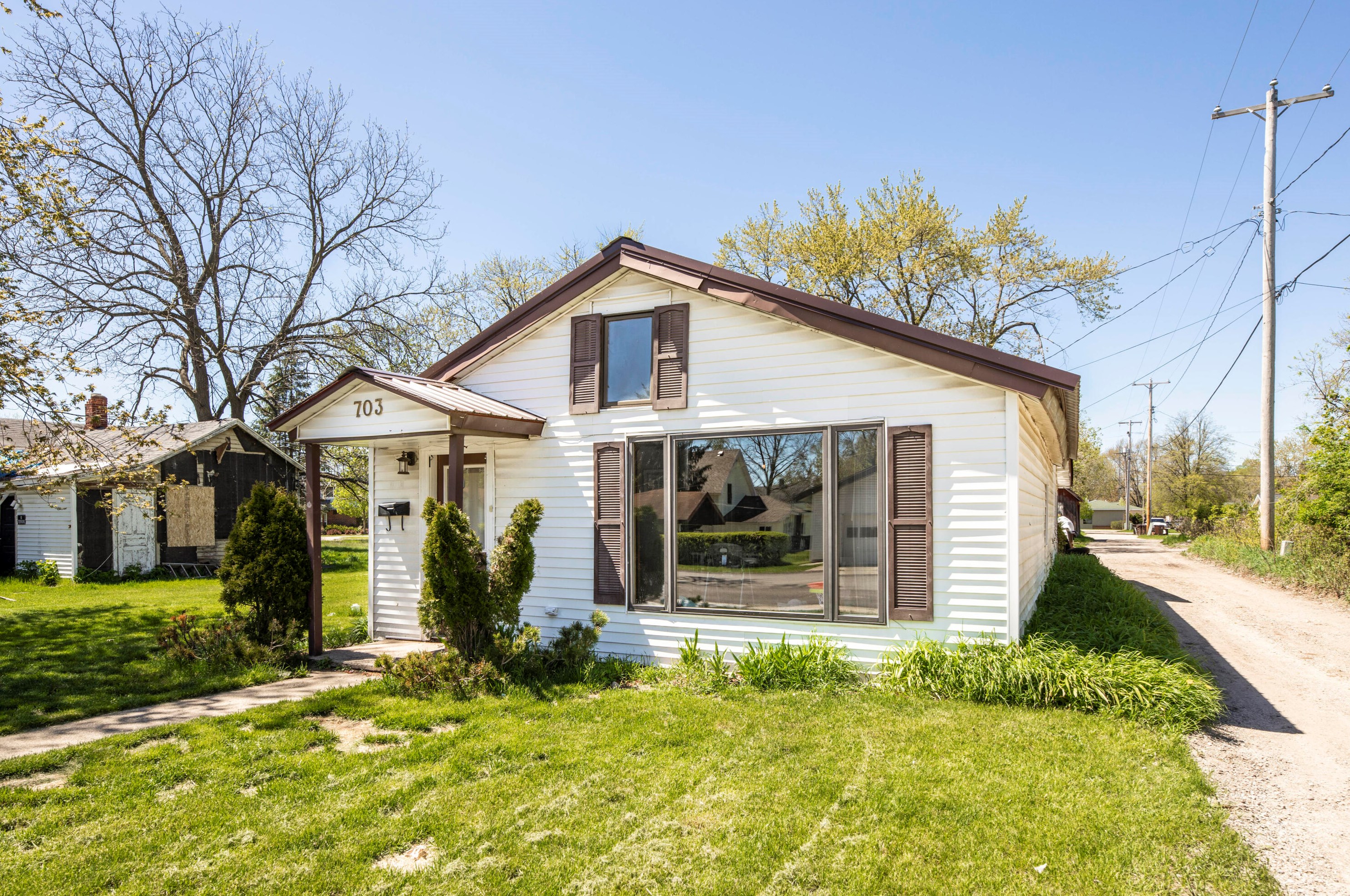 703 Jefferson St, Big Rapids, MI 49307