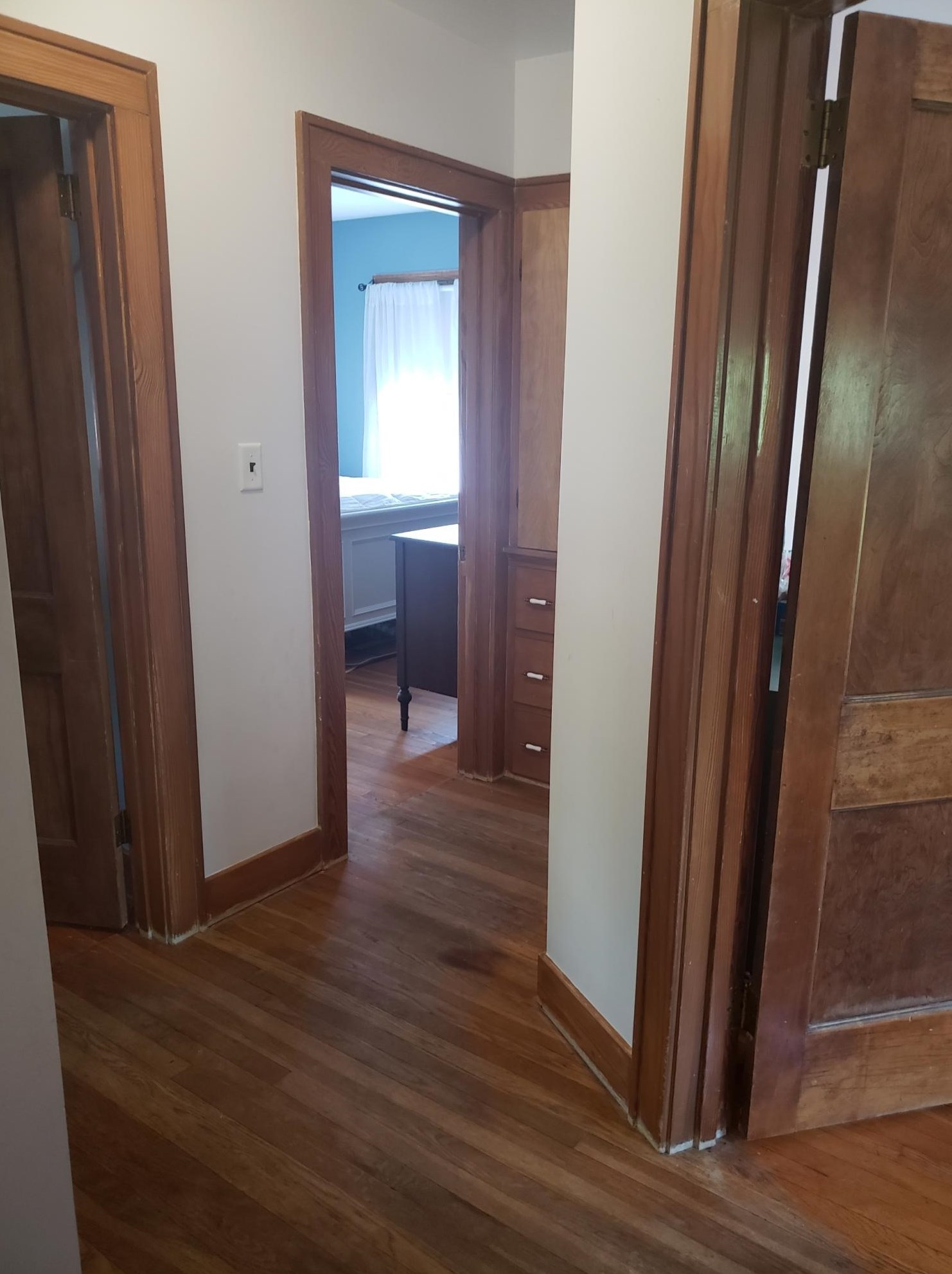 919 Garfield Ave, Grand Rapids MI  49504-4022 exterior