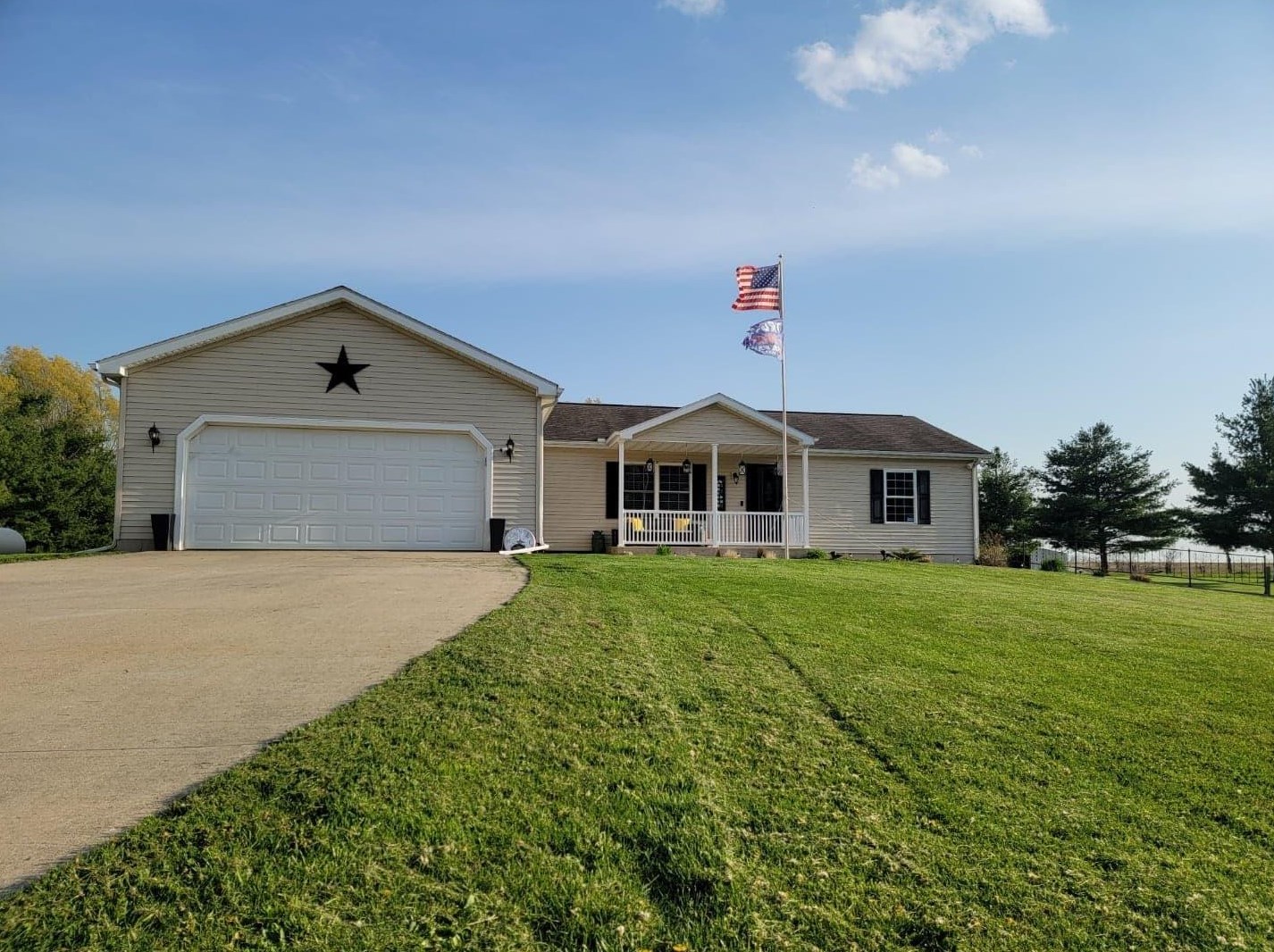 13431 Gleason Rd, Three Rivers MI  49093-9132 exterior