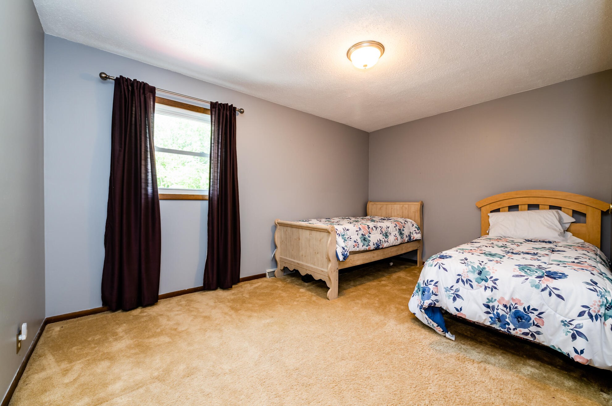 5172 Riverview Dr, Coloma MI  49038-9550 exterior