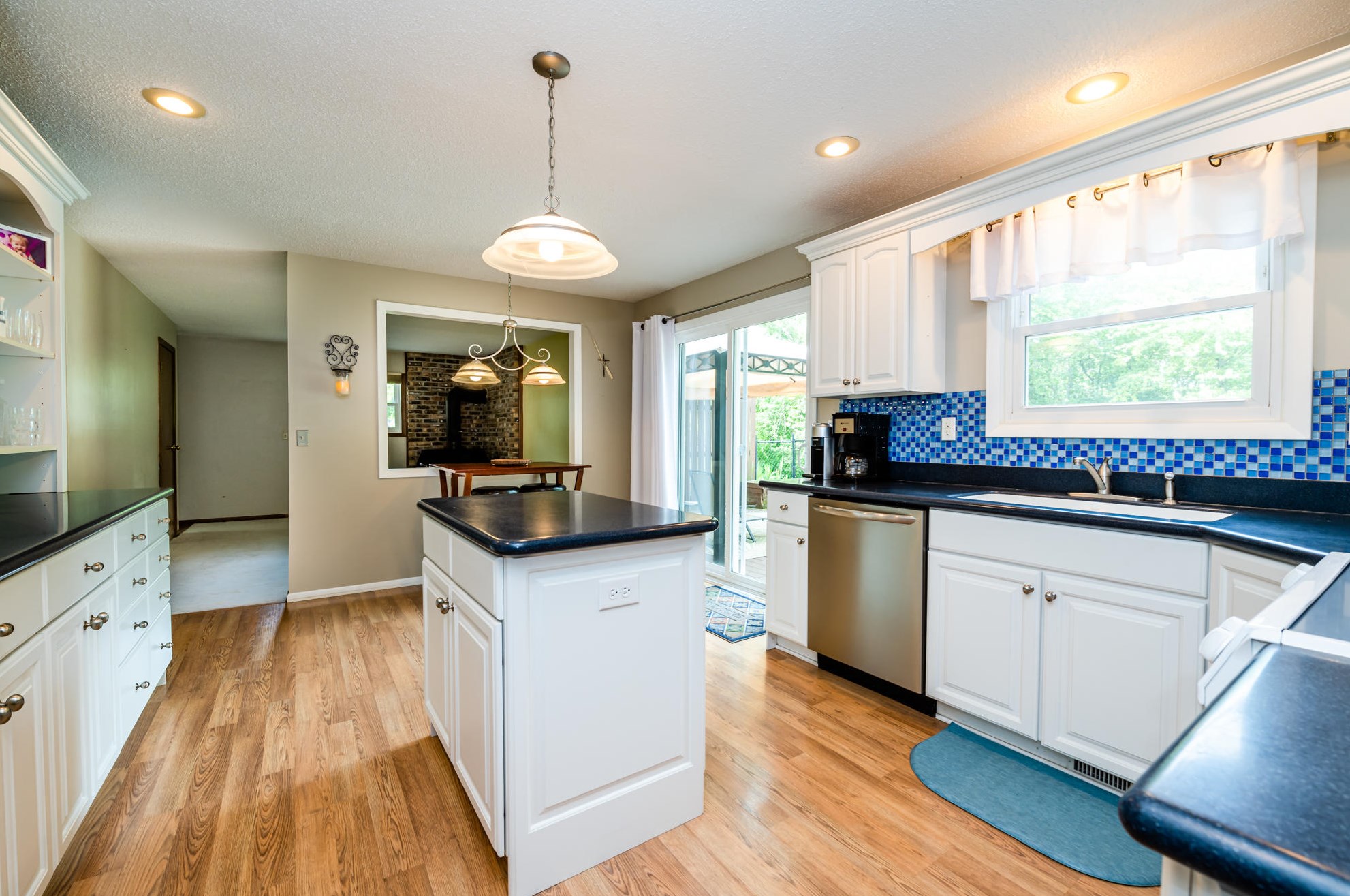 5172 Riverview Dr, Coloma MI  49038-9550 exterior