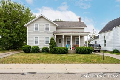 19 N Centennial Street - Photo 1