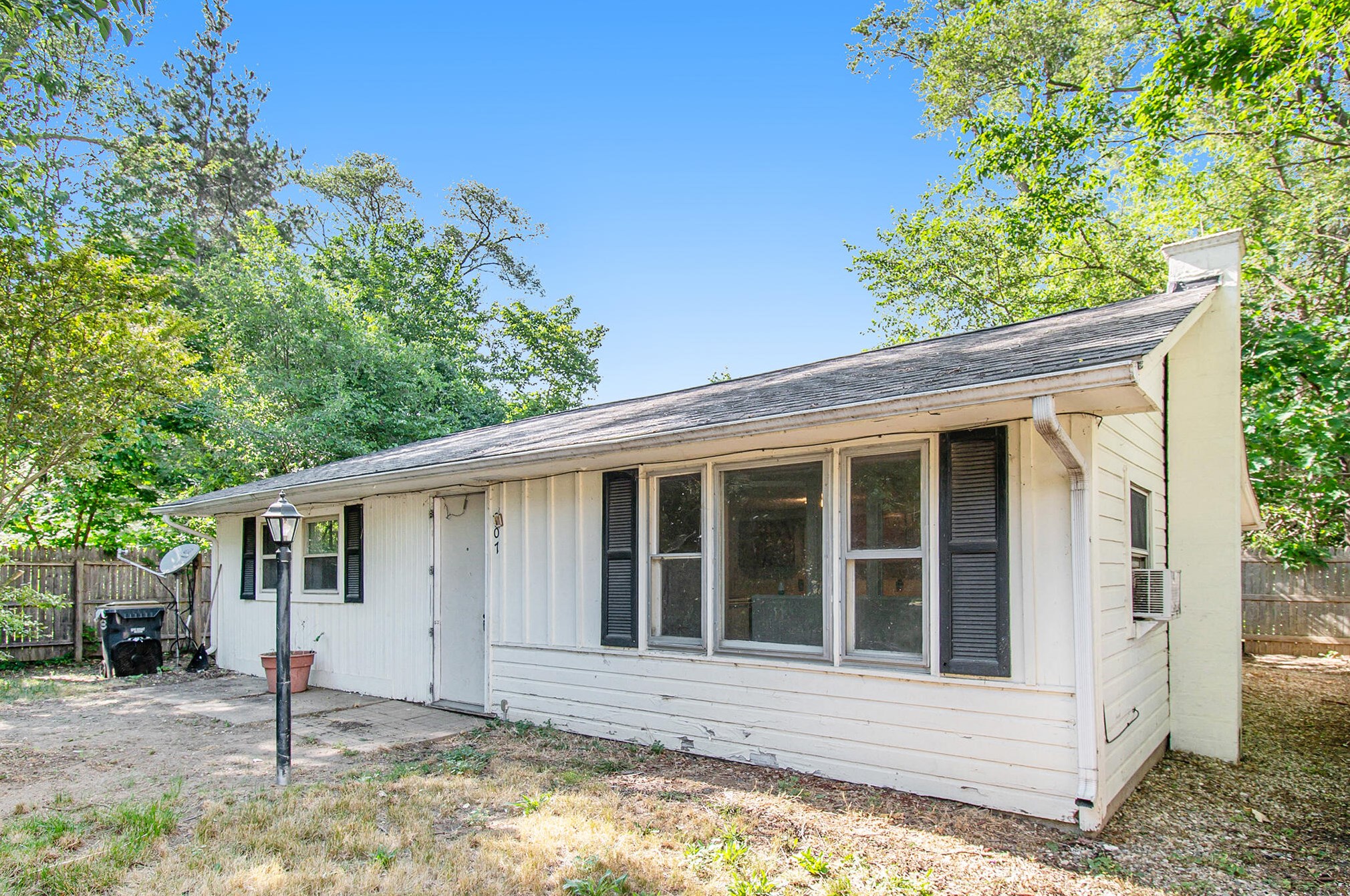 307 Della St, Kalamazoo, MI 49002