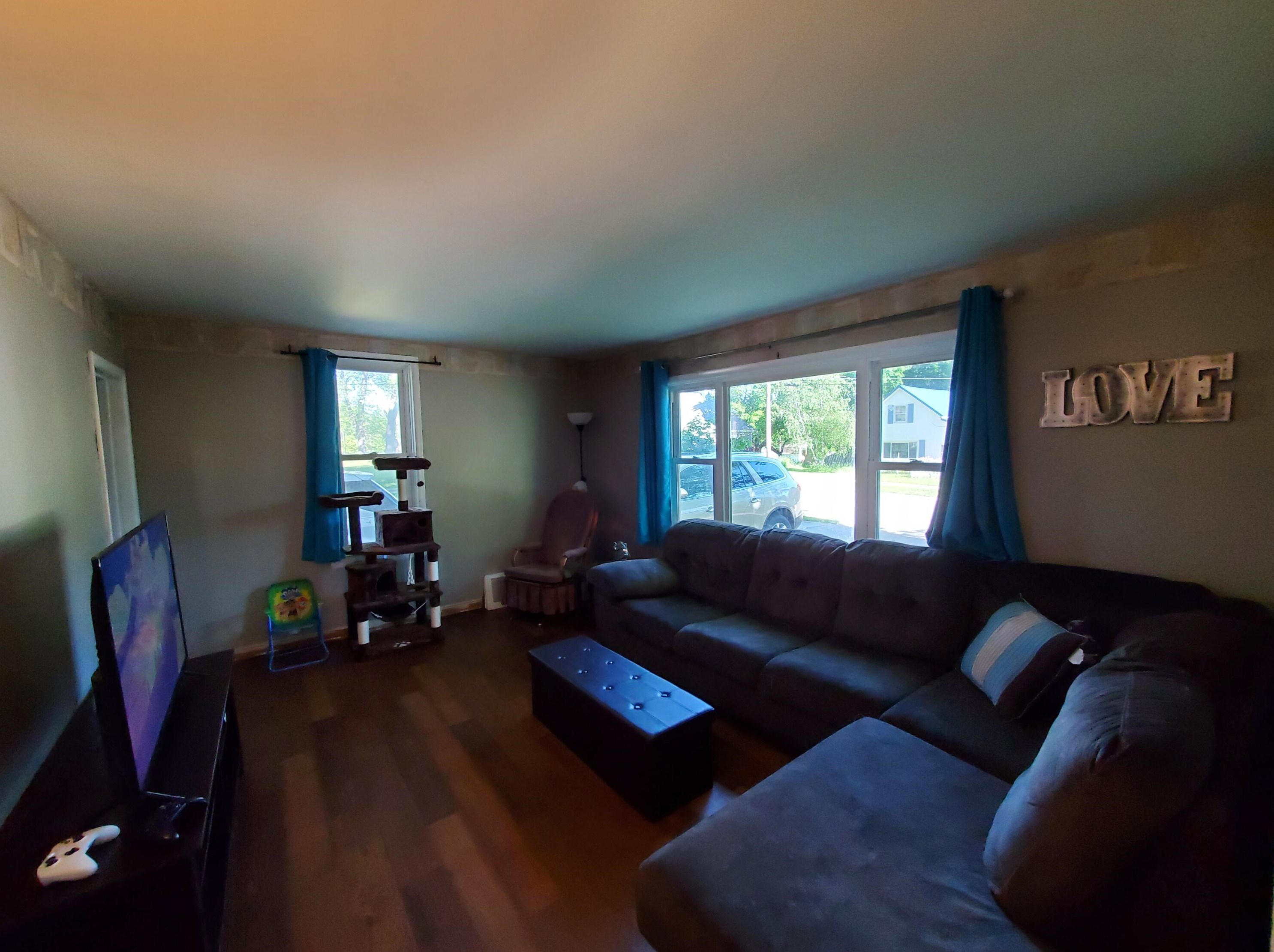 245 Marble St, Cadillac, MI 49601-2607