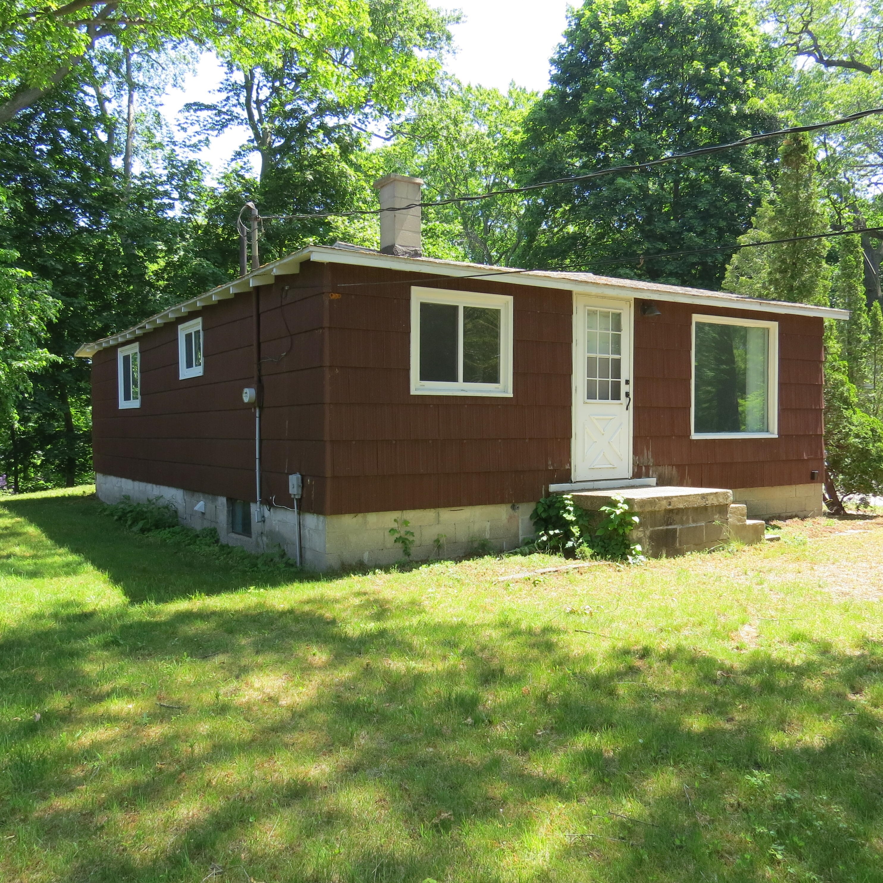 16849 Highland Ave, Spring Lake, MI 49456-1225