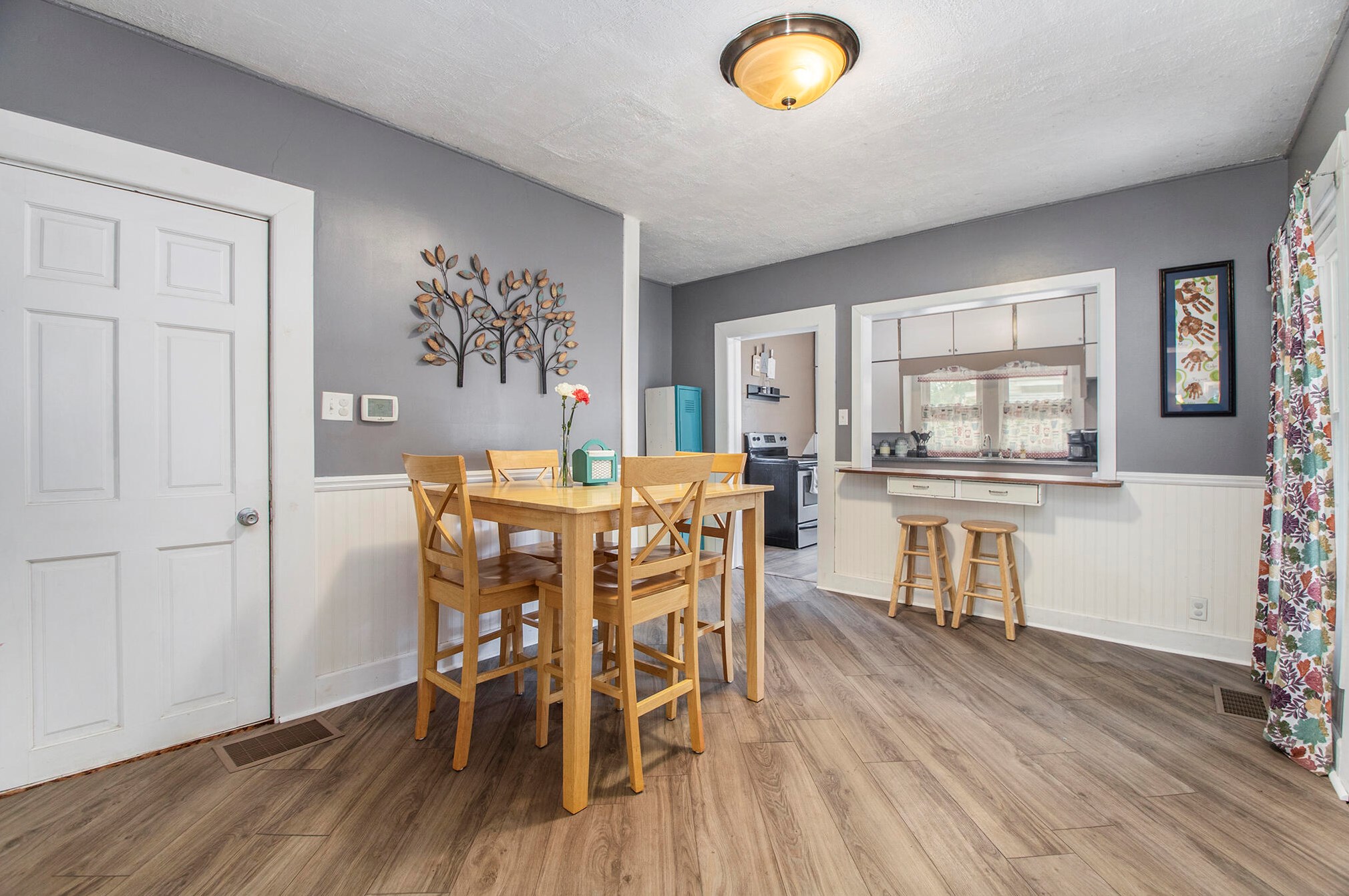 1209 Phoenix St, Niles, MI 49120-1635