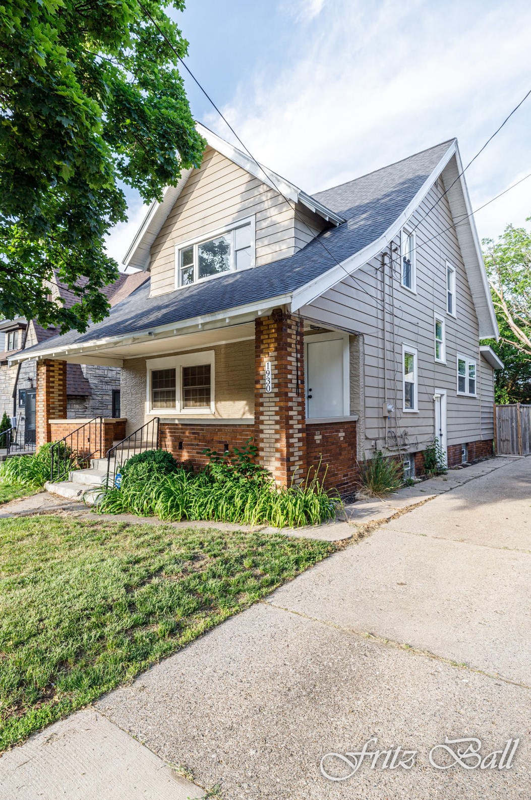 1930 Jefferson Ave, Grand Rapids, MI 49507-2512