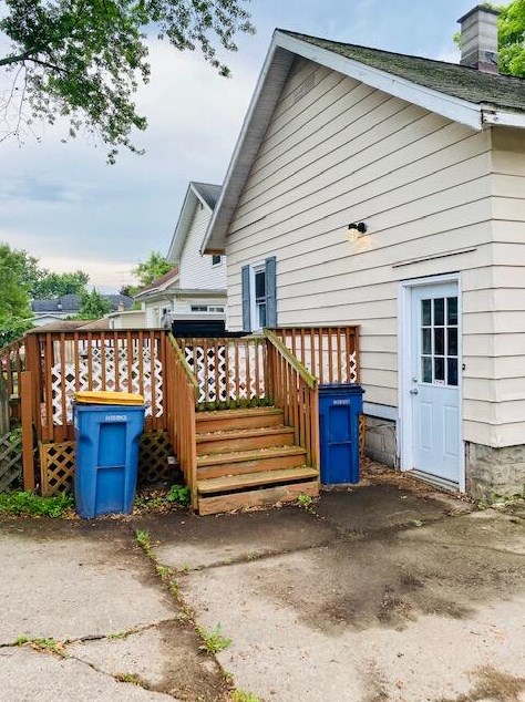 1138 Spring Ave, Grand Rapids MI  49503-1265 exterior