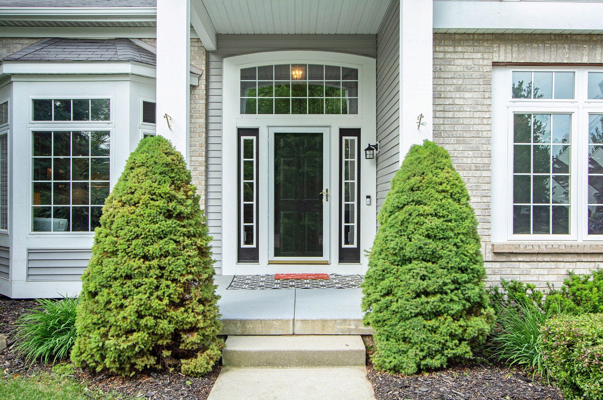 659 Highbury Ct, Ada, MI 49301-7735