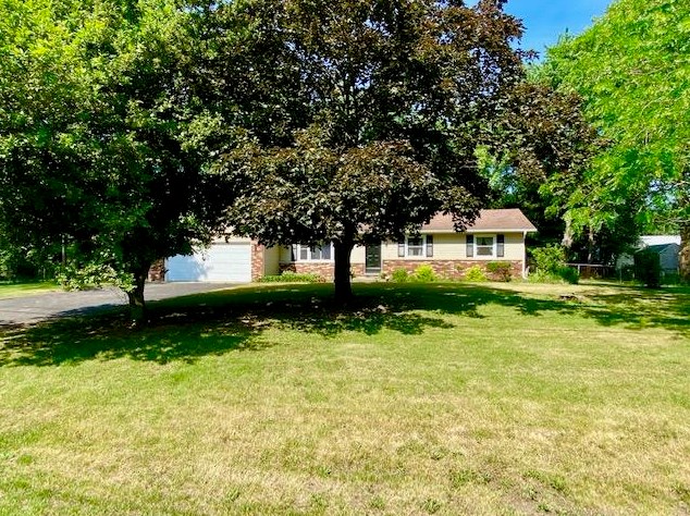 222 S Nottawa St, Mendon, MI 49072