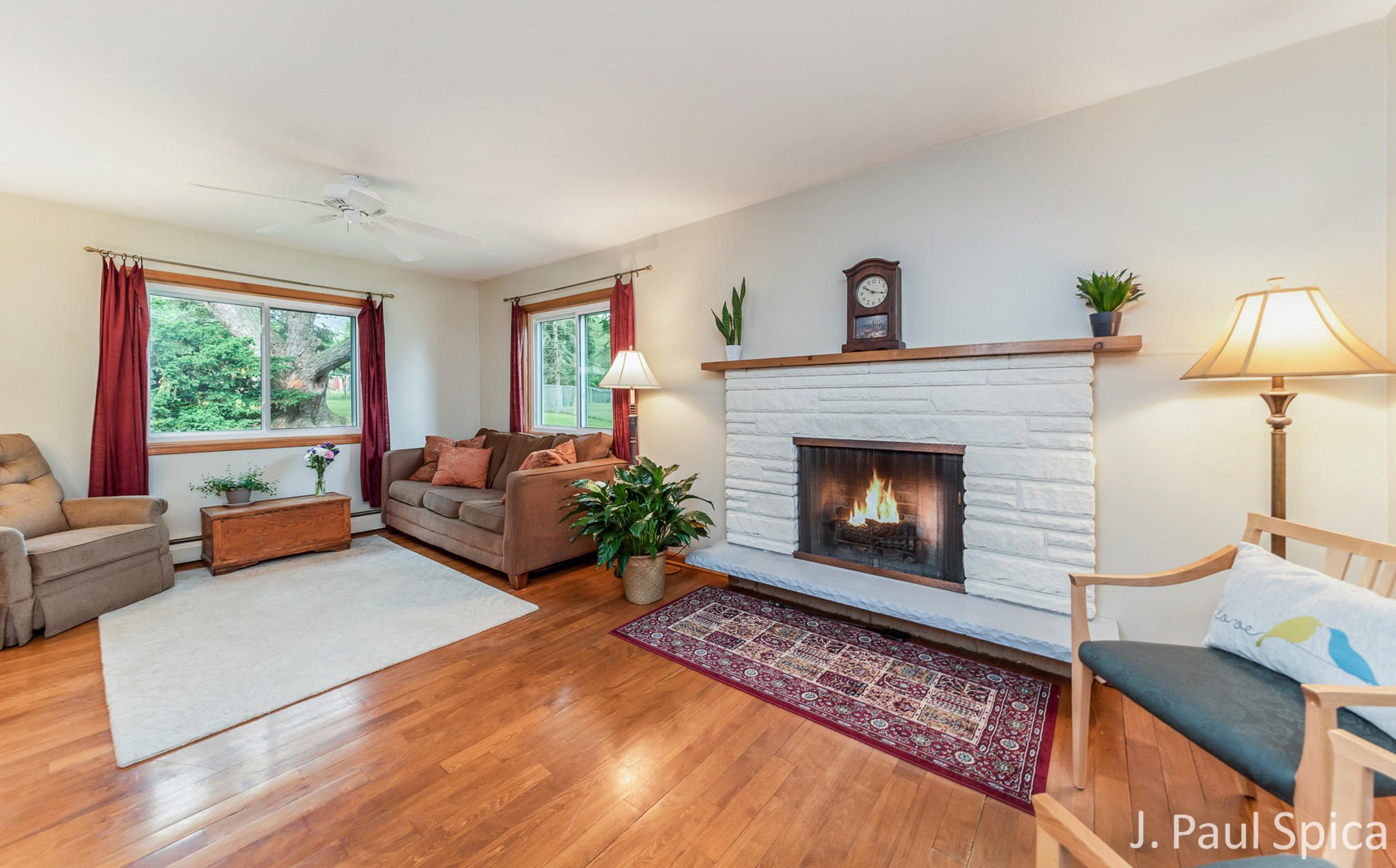 5685 Juanita Dr, Grand Rapids MI  49508-6466 exterior