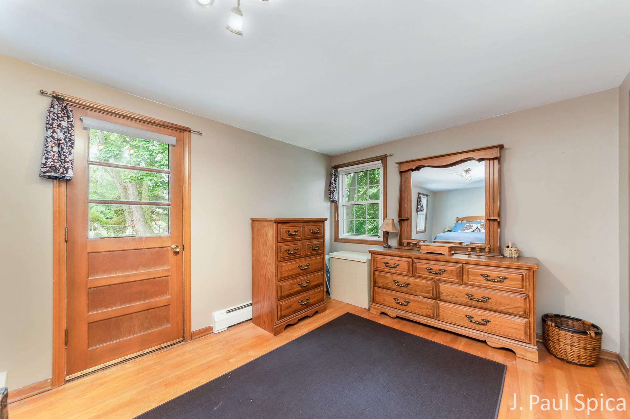 5685 Juanita Dr, Grand Rapids MI  49508-6466 exterior